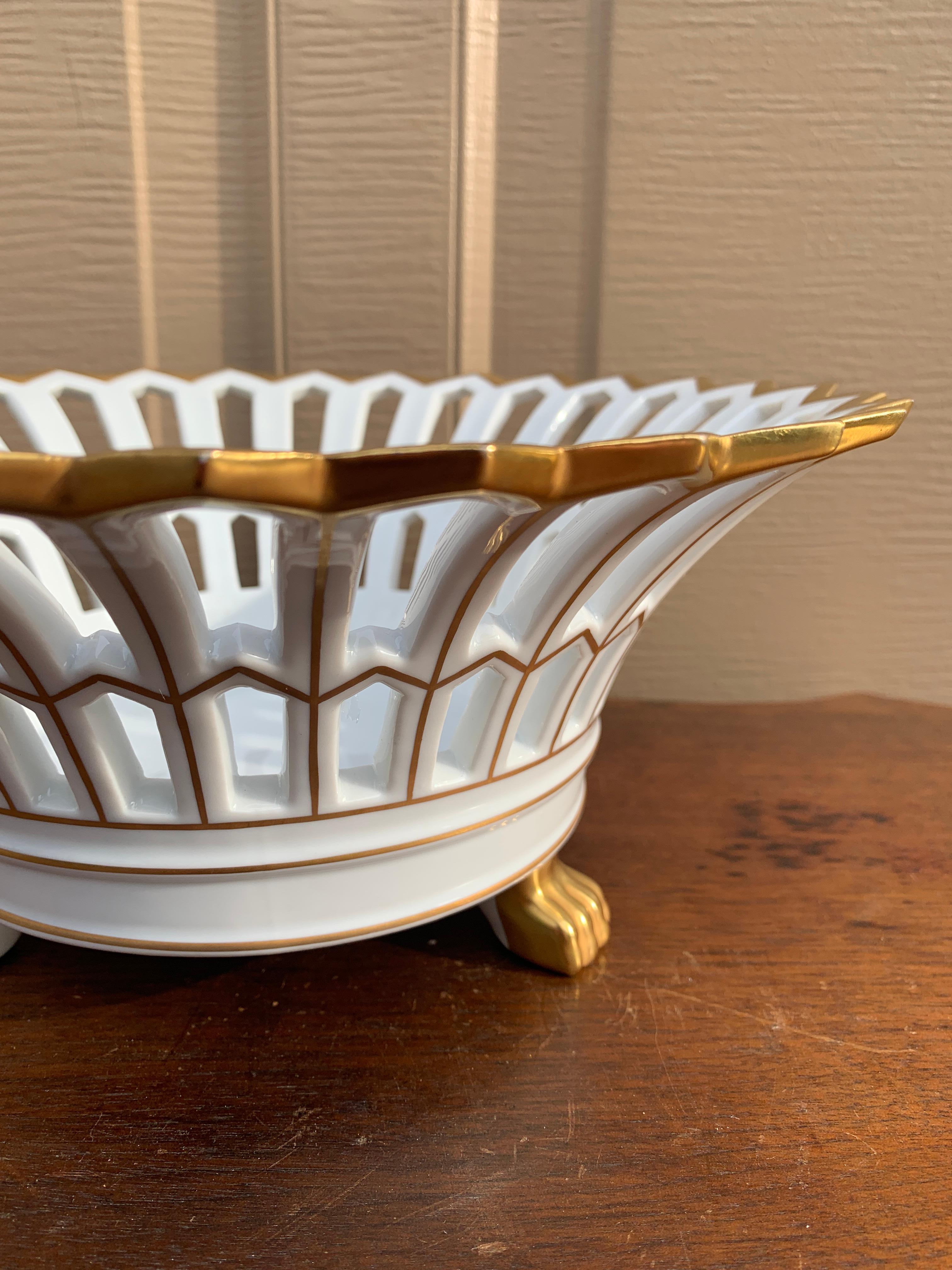 Regency Reticulated Gold Gilt Porcelain Lion Paw Footed Basket For Sale 1
