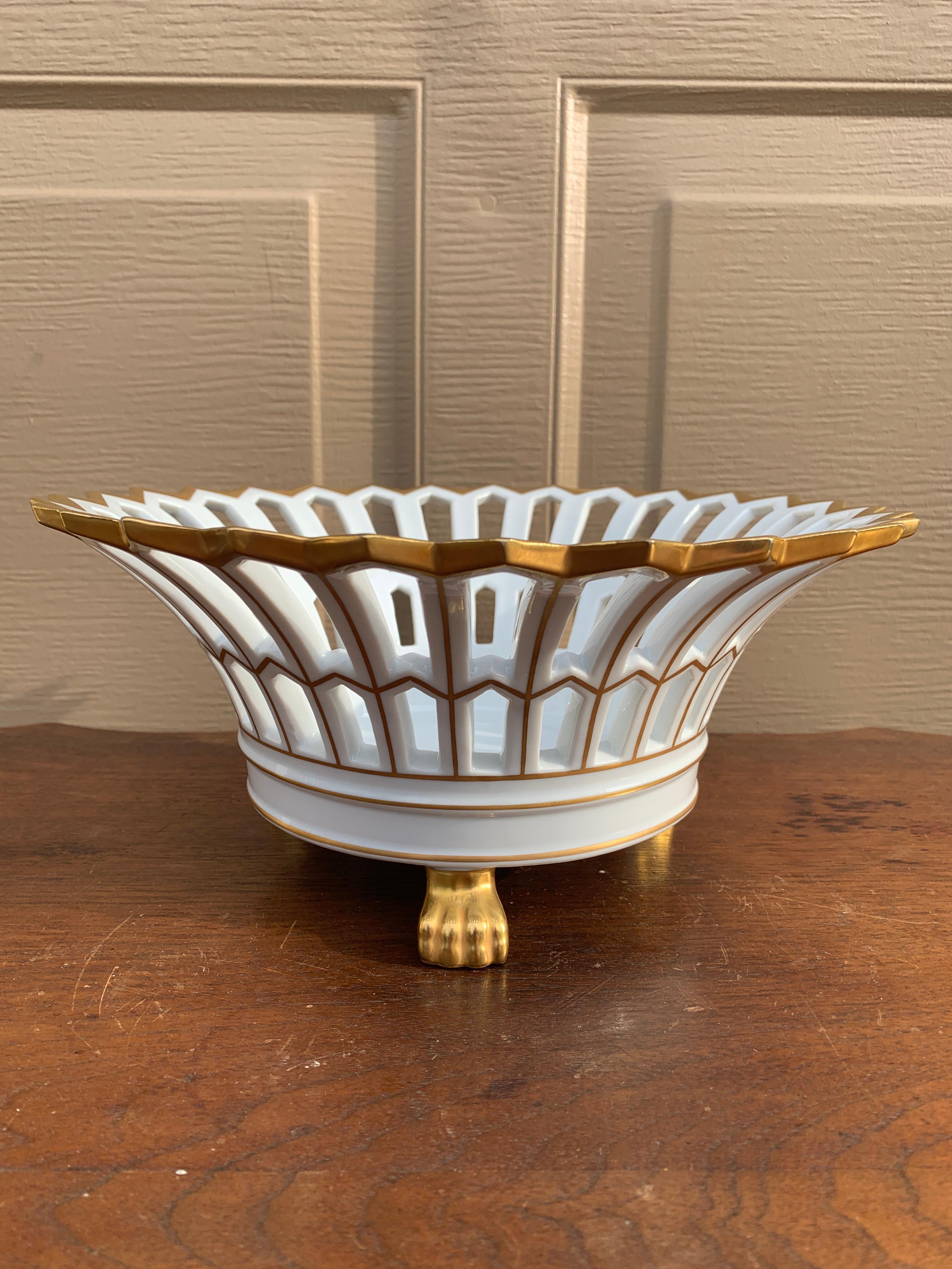 Regency Reticulated Gold Gilt Porcelain Lion Paw Footed Basket For Sale 2