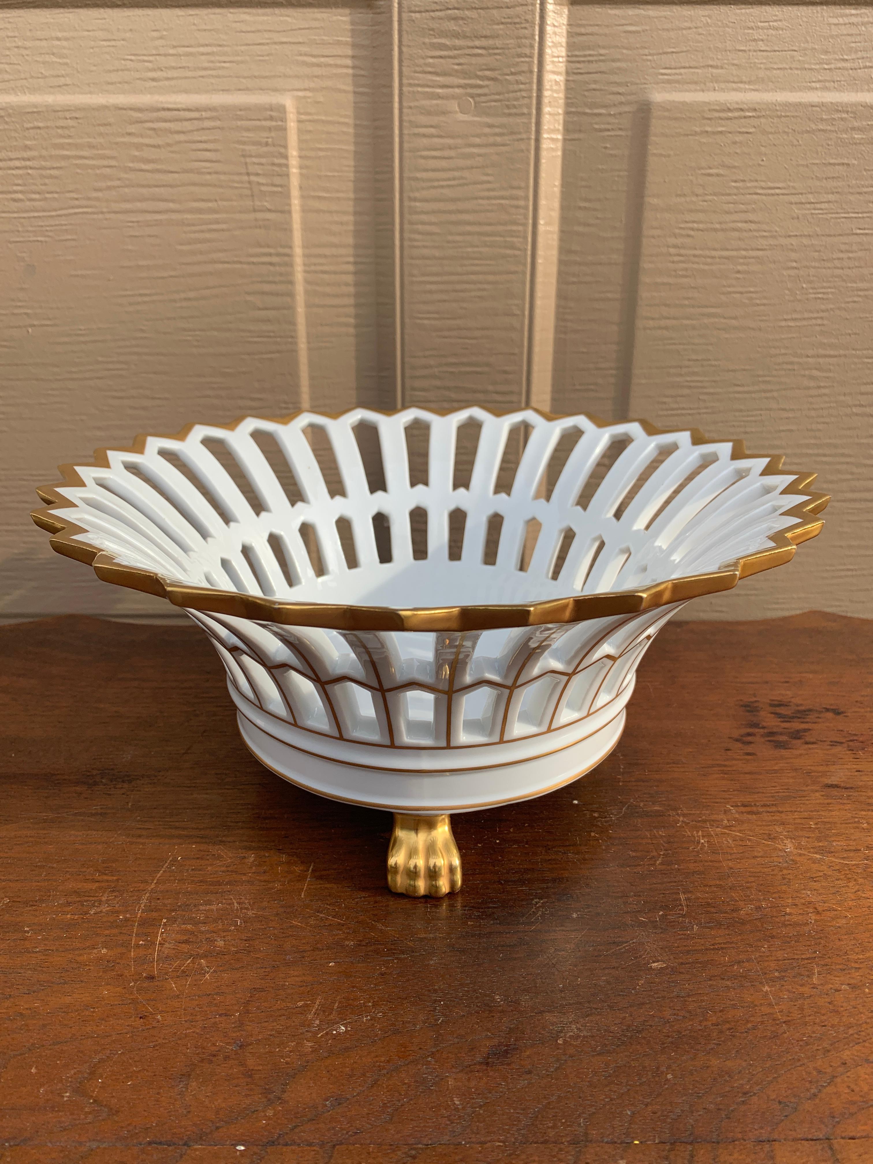 Regency Reticulated Gold Gilt Porcelain Lion Paw Footed Basket For Sale 4