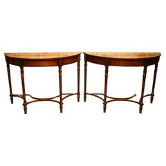Consoles néo-Régence Demi Lune Hall Table