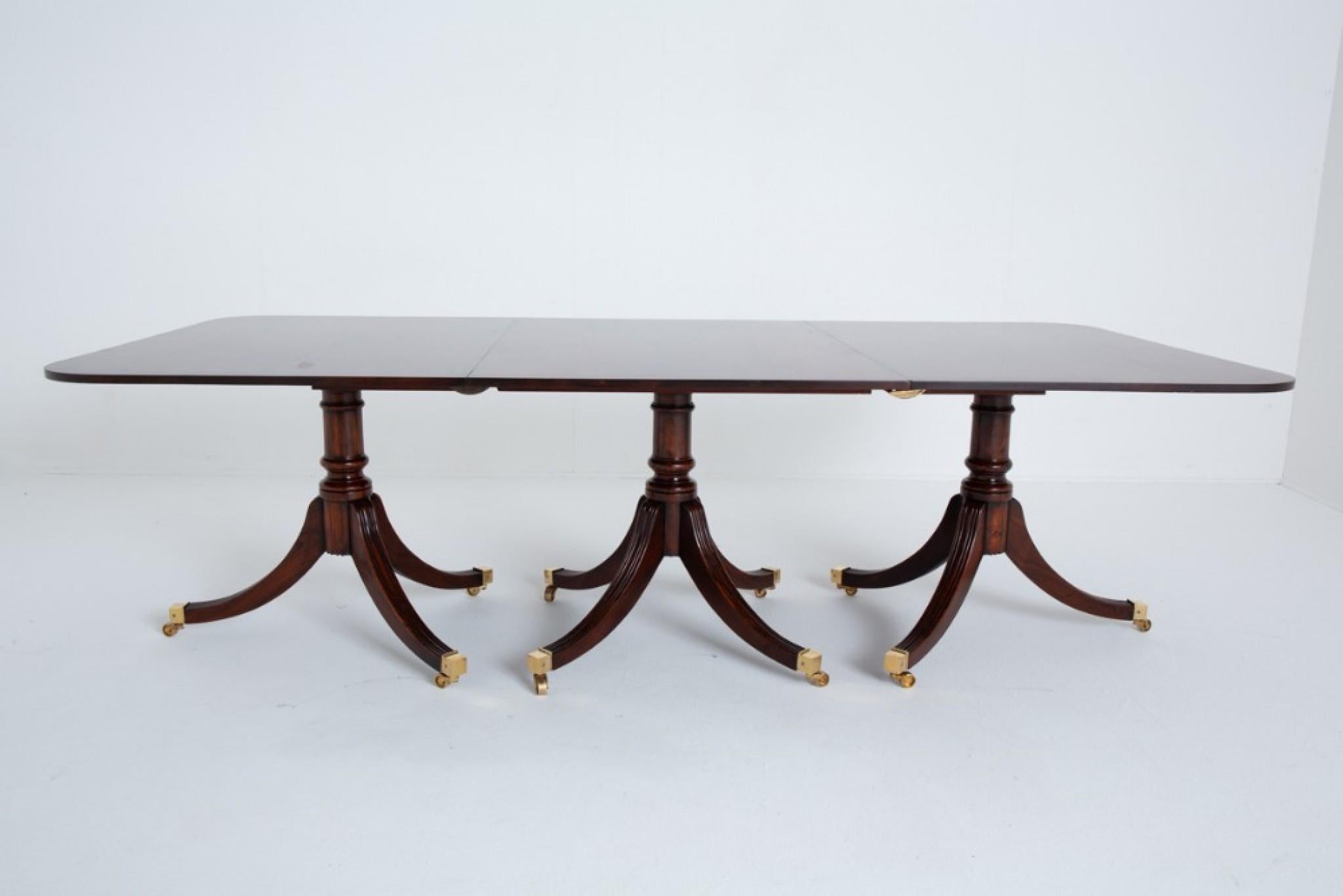 Regency Revival Dining Table 3 Pedestal Extending 1880 For Sale 2