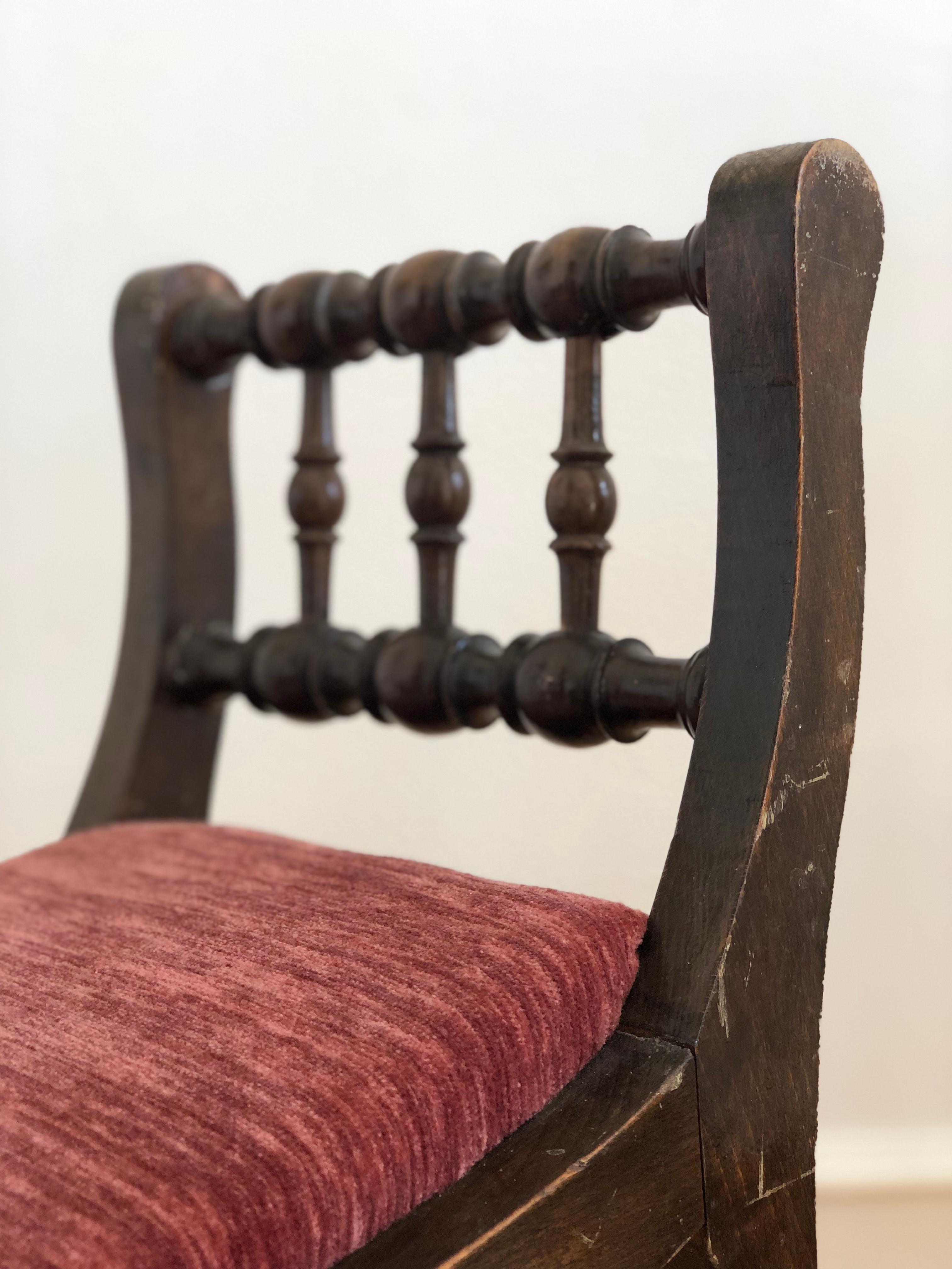 Hand-Carved Regency Revival Spindle Bench Early 20th Century United Kingdom For Sale
