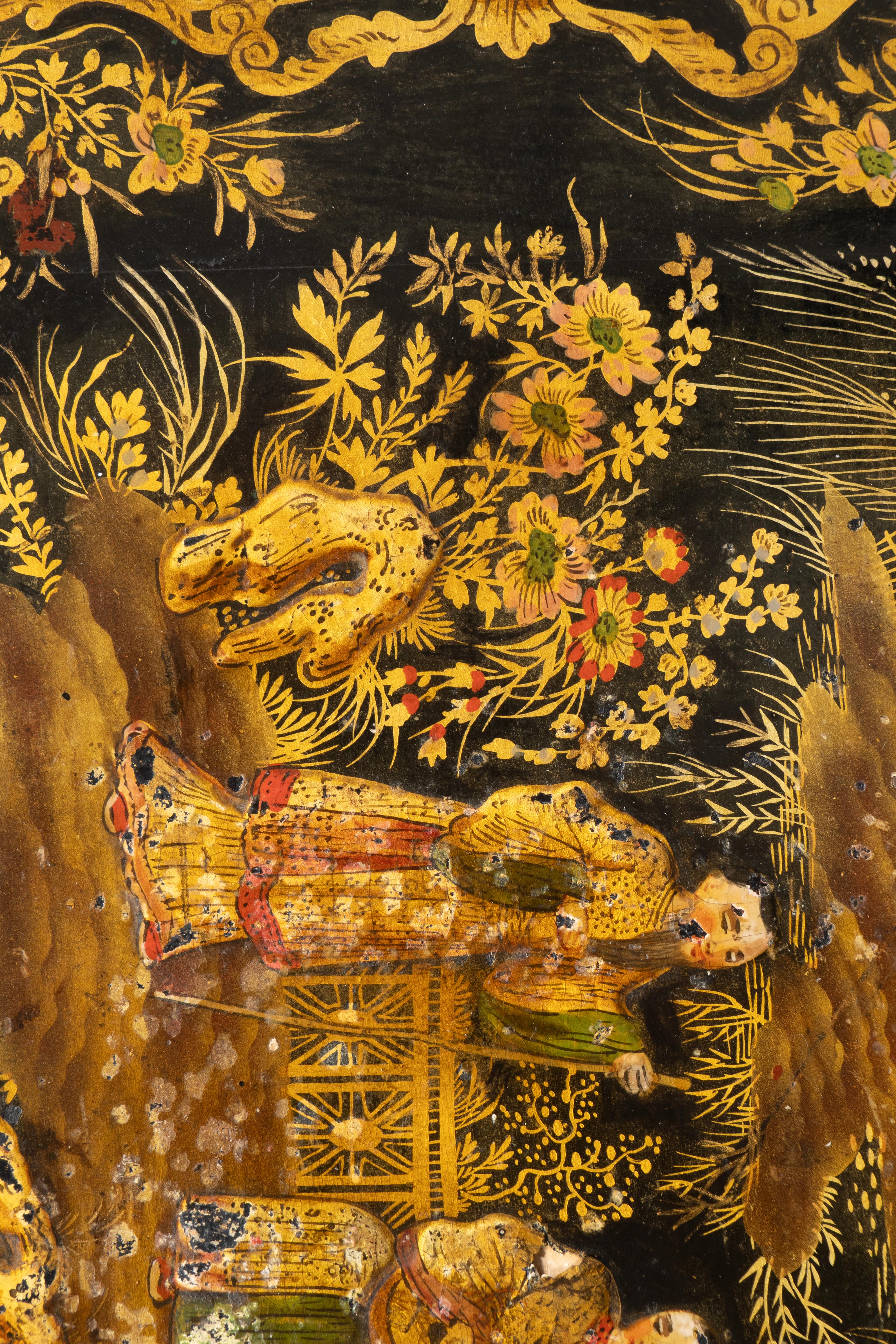 Inizio XIX secolo Tavolino Regency in palissandro e cineserie adattato da un paravento a palo in vendita