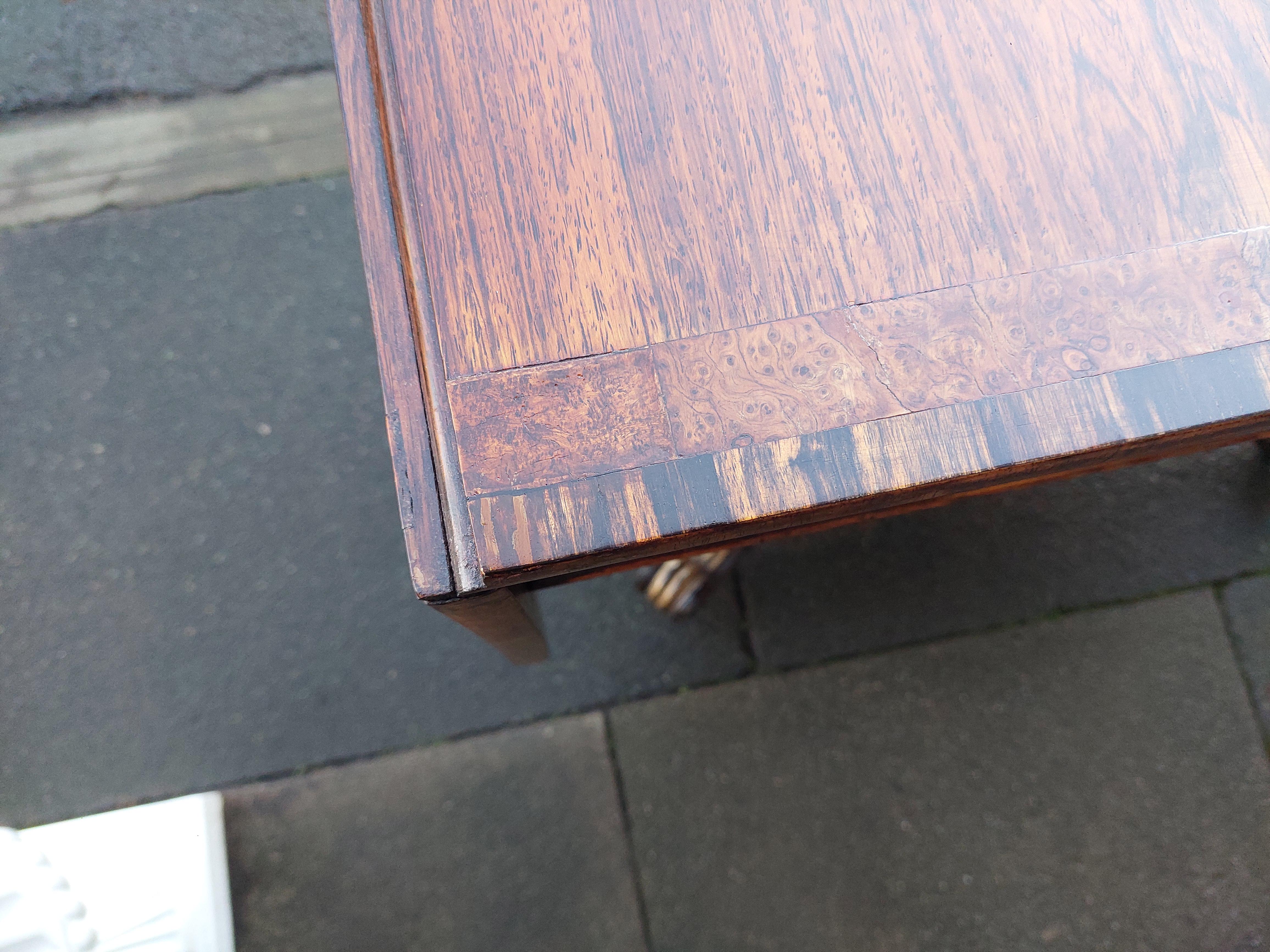Mesa de Sofá de Palisandro y Parcela Dorada de la Regencia en Bueno estado para la venta en Altrincham, GB