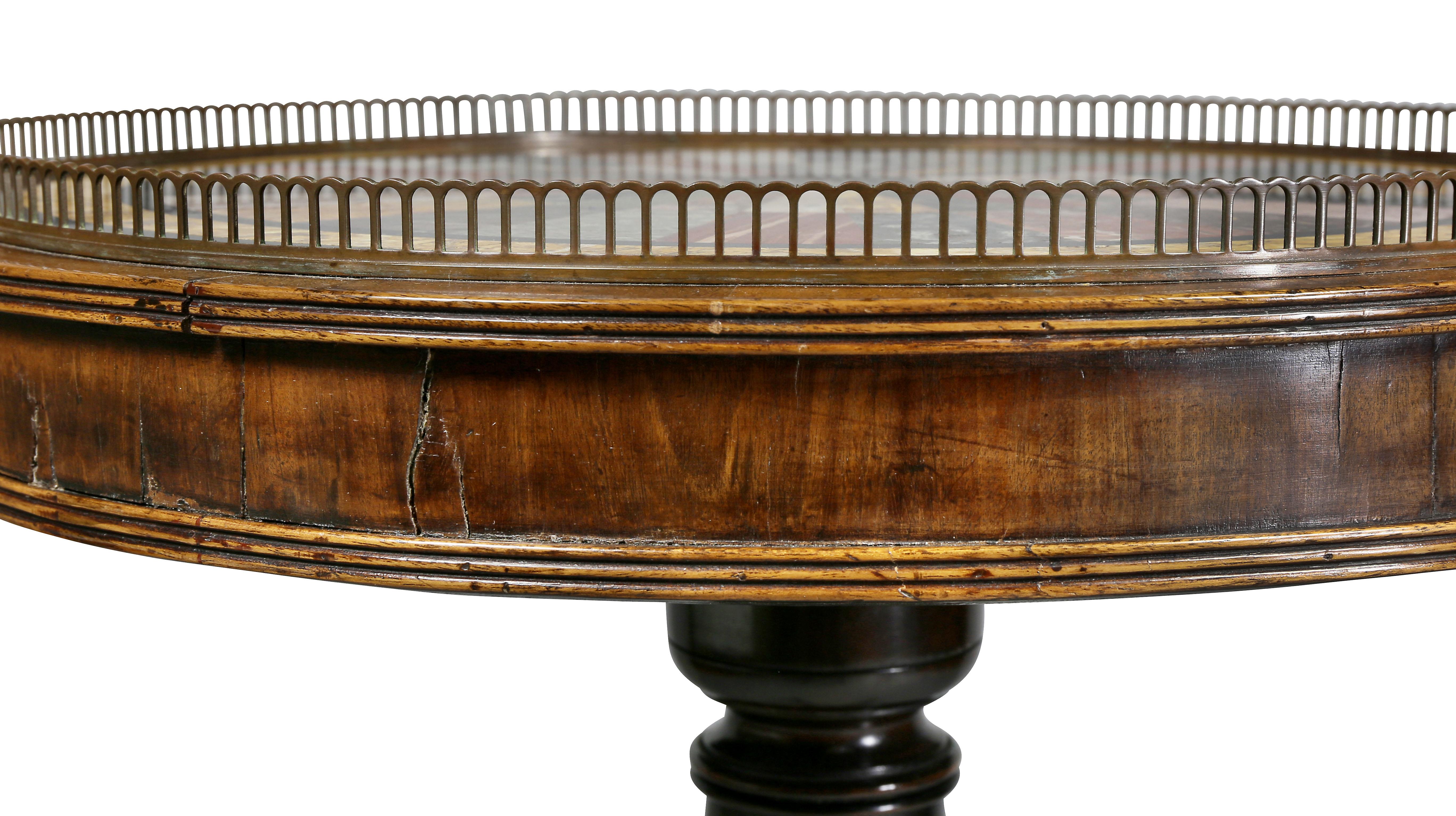 Regency-Tisch aus Rosenholz und Marmorproben (19. Jahrhundert) im Angebot