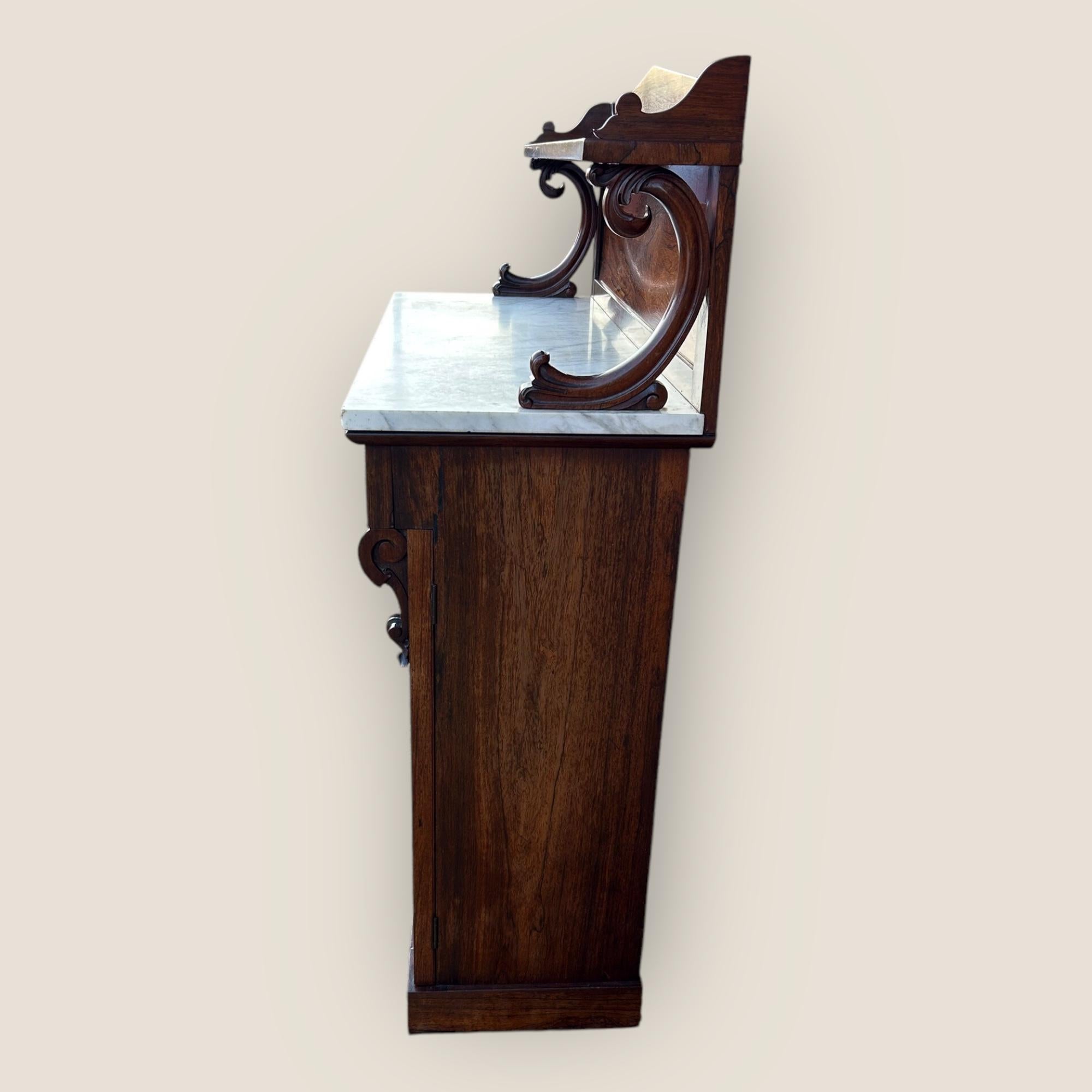 Chiffoniere Regency in palissandro in vendita 2