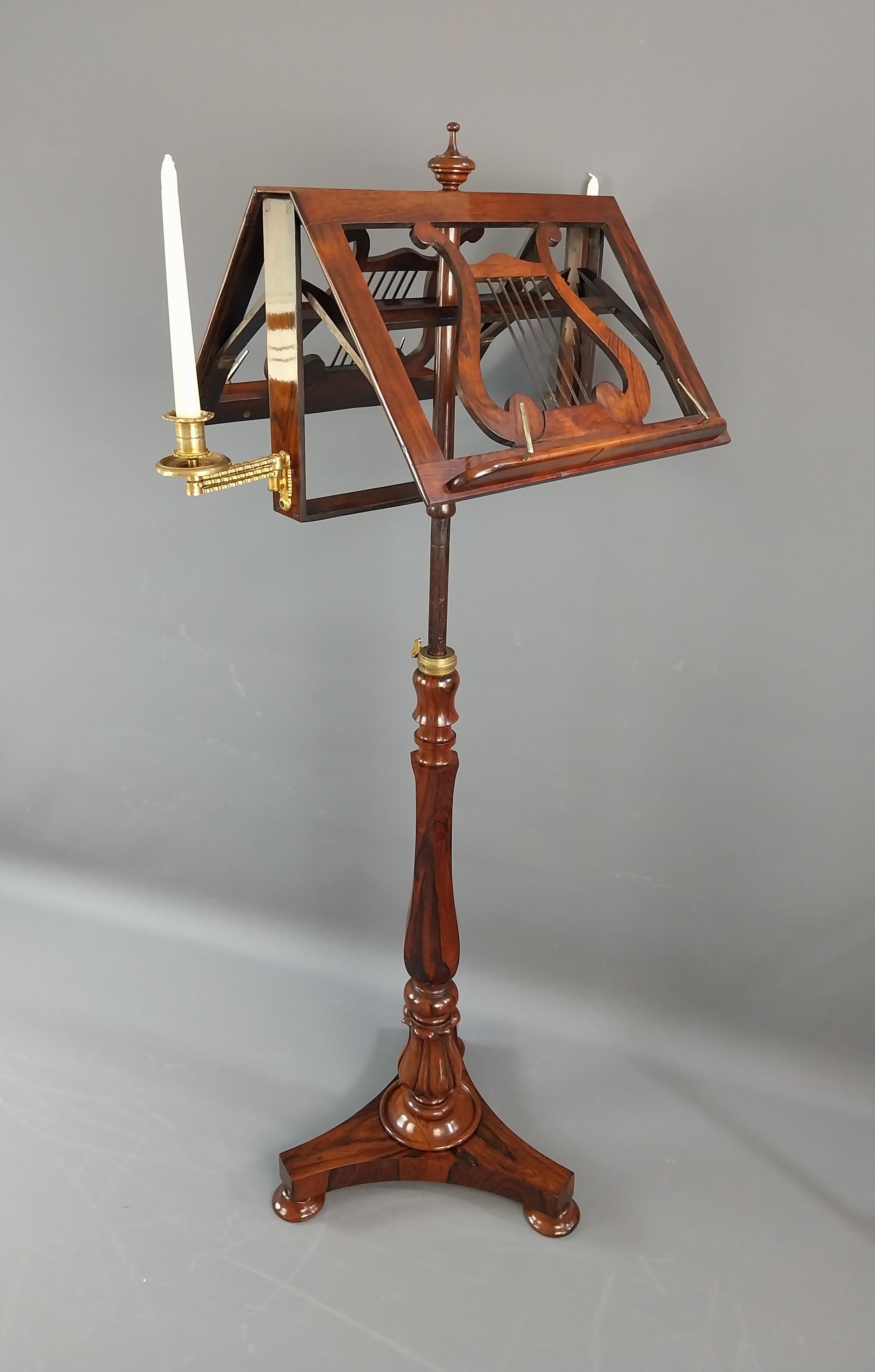 Regency Rosewood Duet Music Stand In Good Condition For Sale In Staffordshire, GB