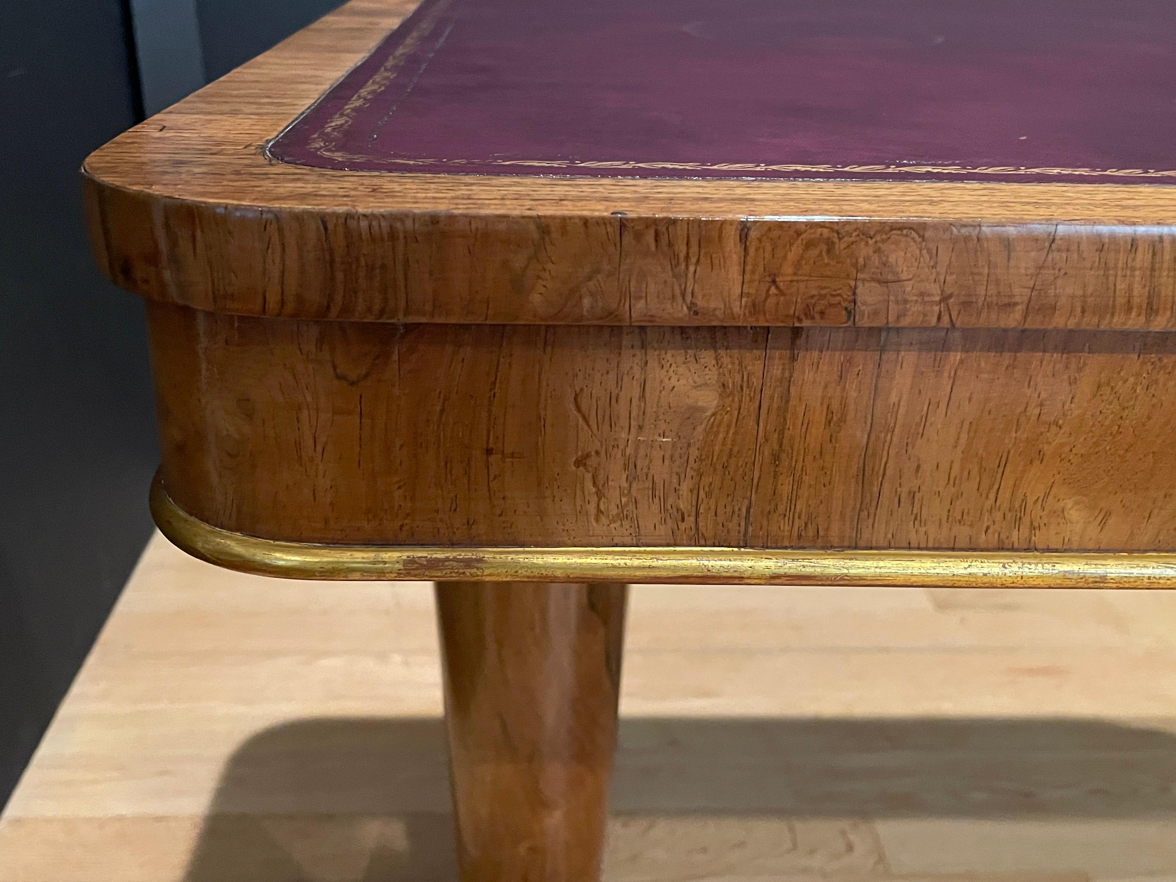 Regency Walnut Leather Top Library Table In Good Condition For Sale In Norwood, NJ