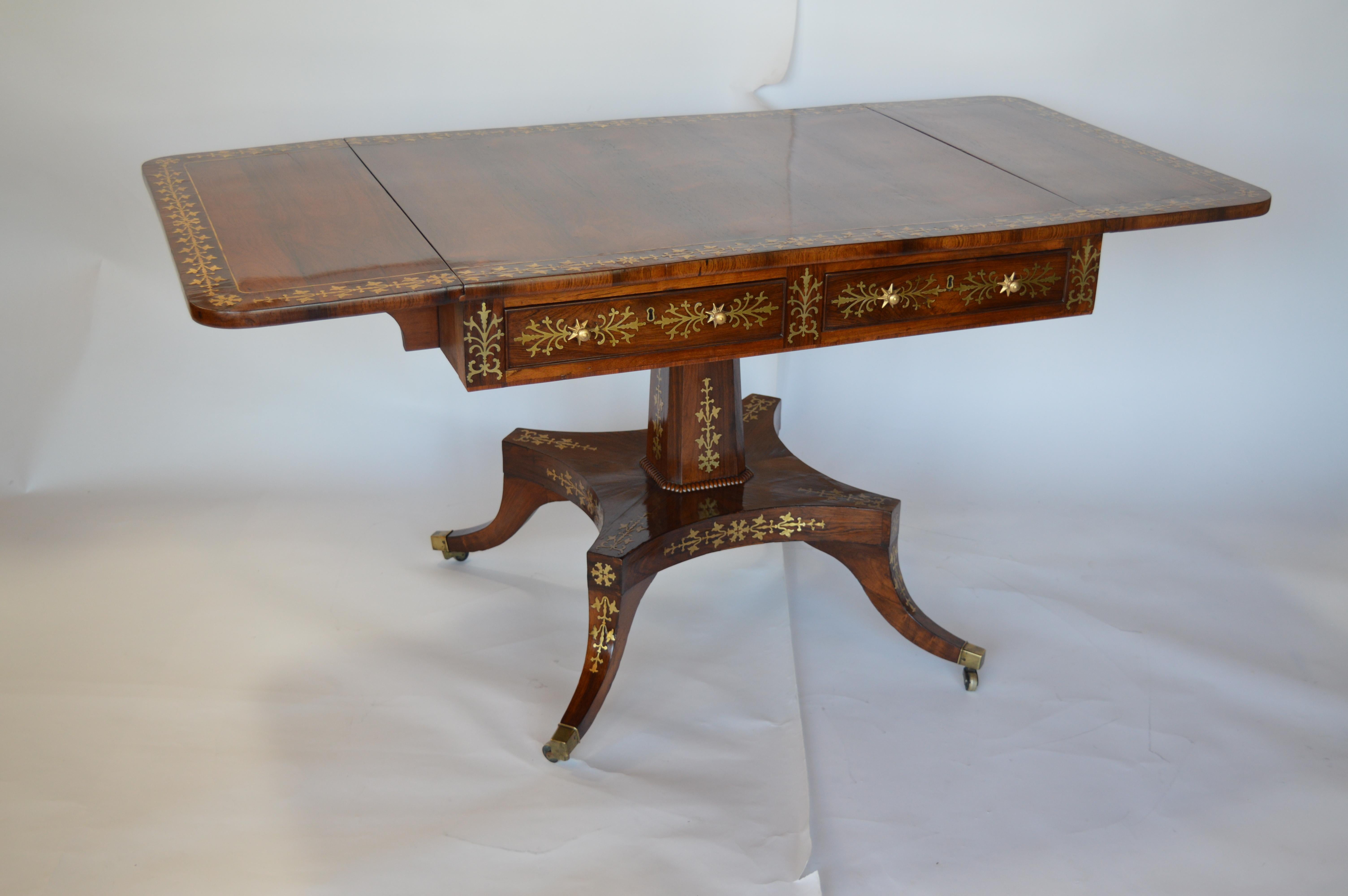 Regency Rosewood Pedestal Table with Brass Inlaid In Good Condition For Sale In Los Angeles, CA