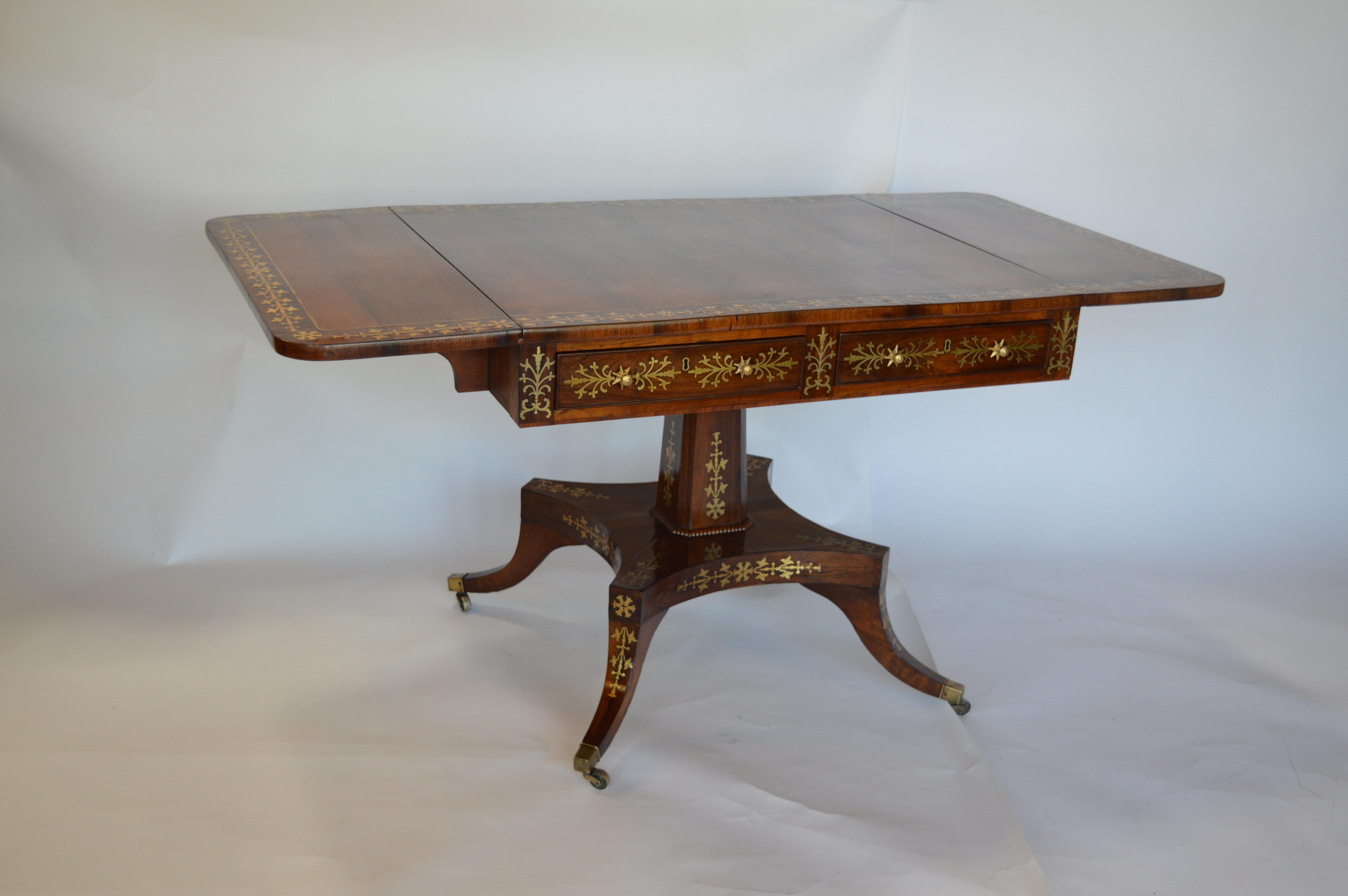 Early 19th Century Regency Rosewood Pedestal Table with Brass Inlaid For Sale