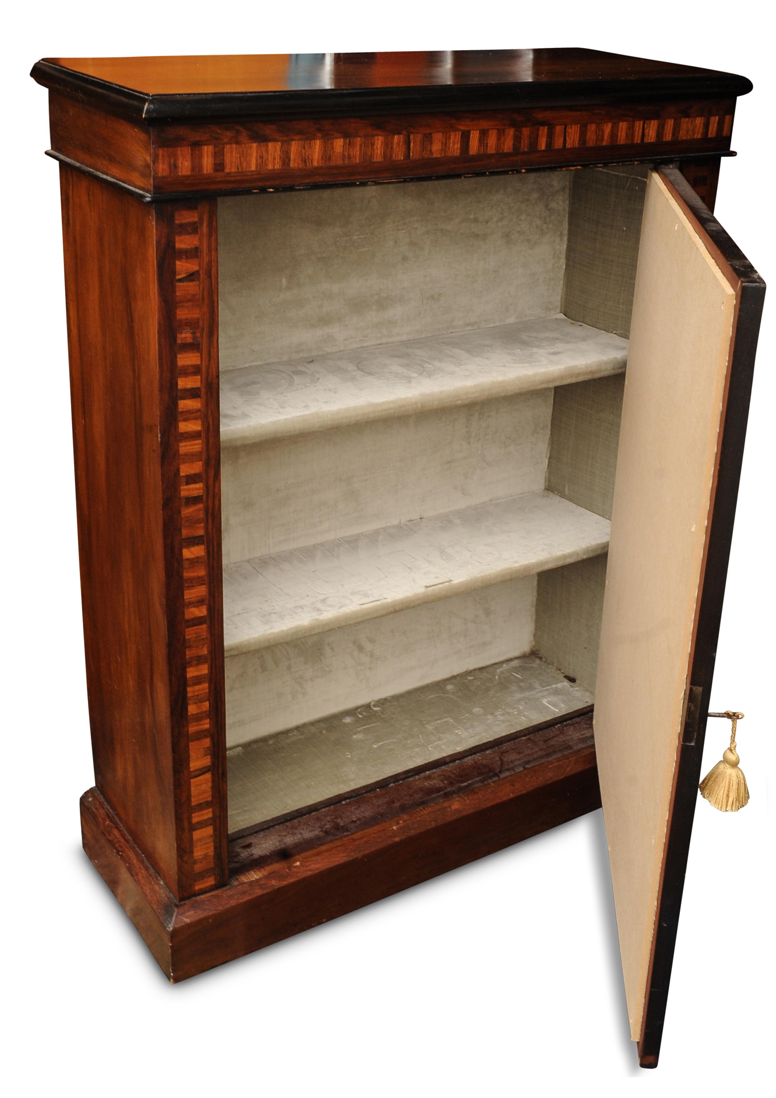 Antico mobile inglese vittoriano in legno di palissandro con fronte smaltato Circa 1800 in vendita 2