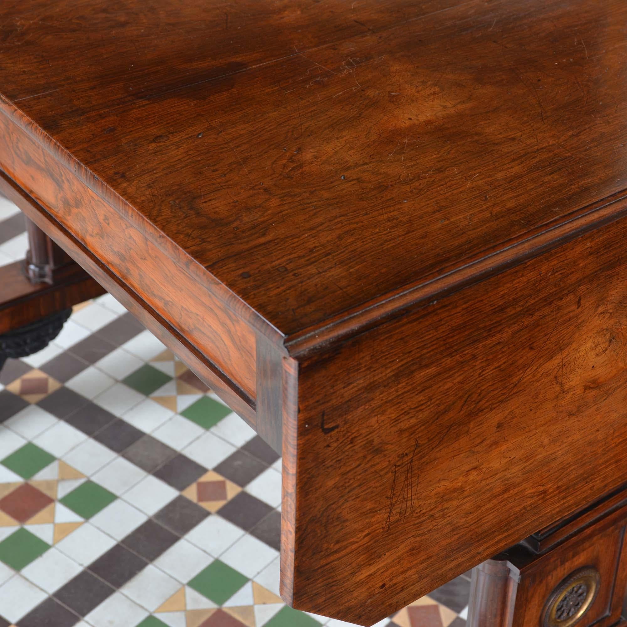 Table de canapé Regency en bois de rose de William Wilkinson de Ludgate Hill en vente 6