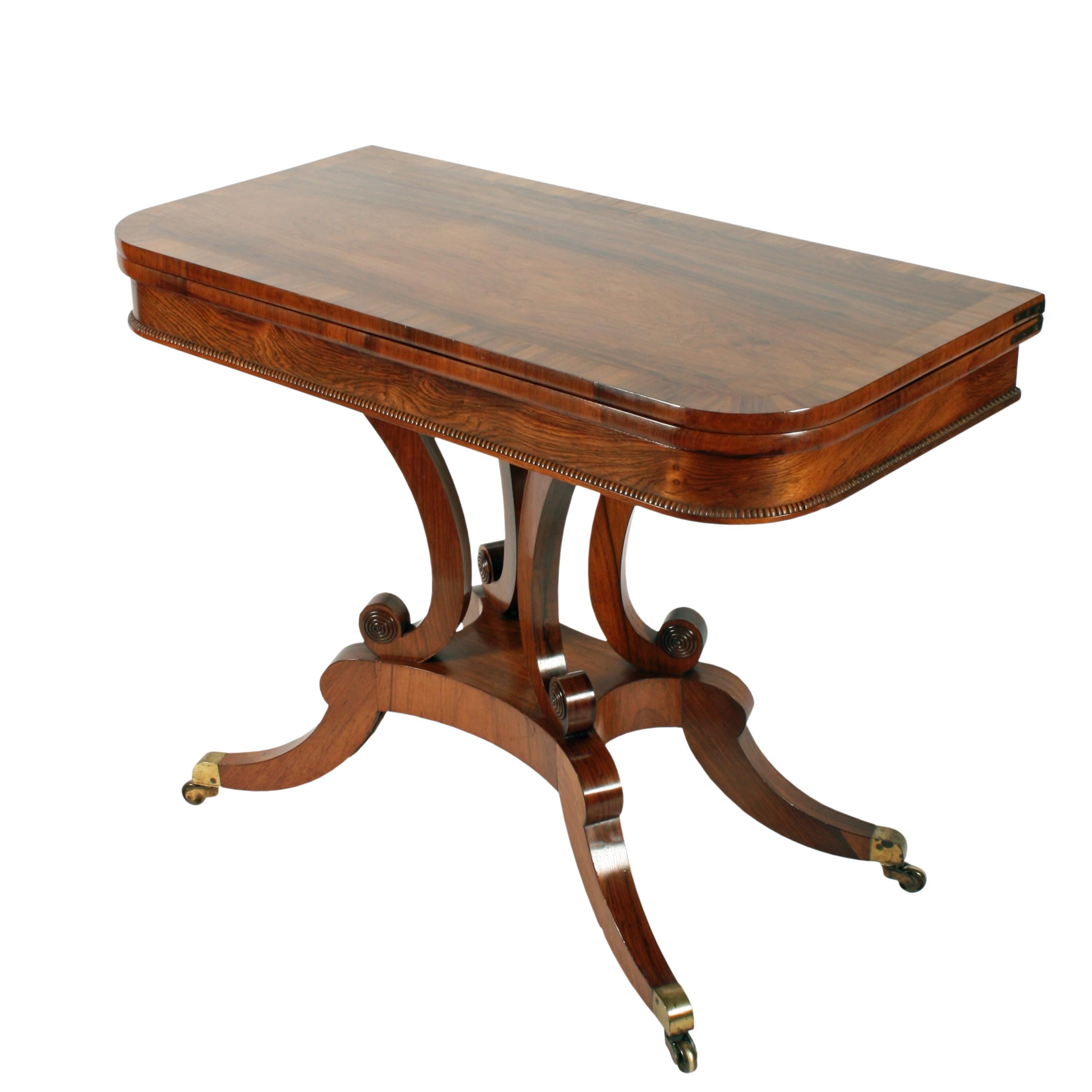 Regency Rosewood Tea Table In Good Condition For Sale In Newcastle Upon Tyne, GB
