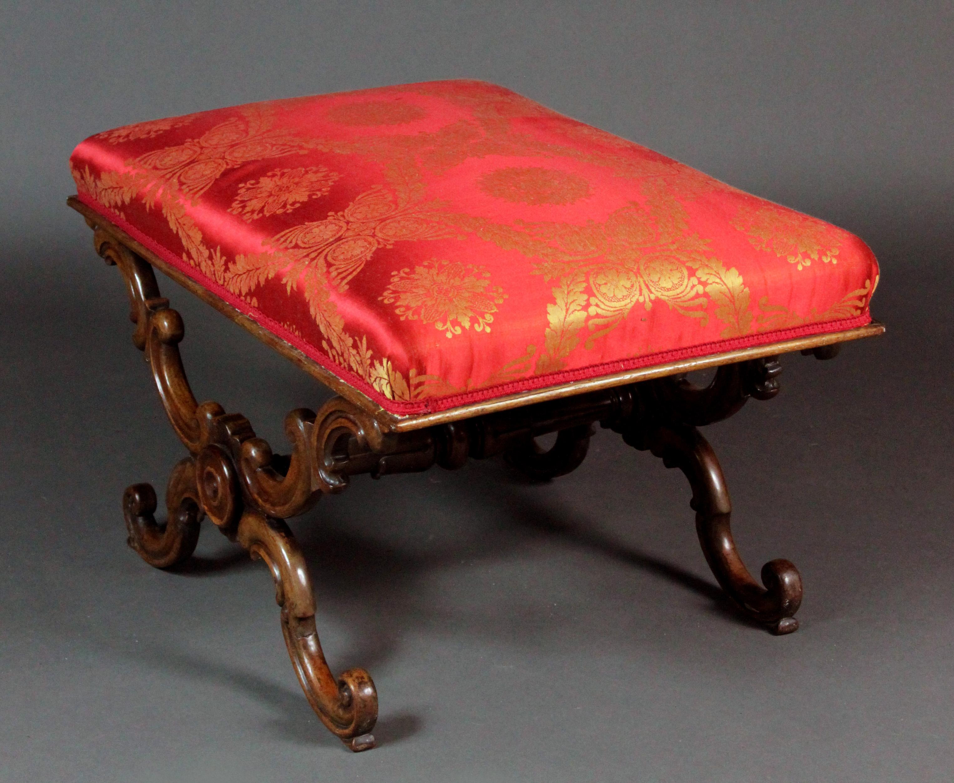 Rococo Tabouret X en bois de rose Regency en vente