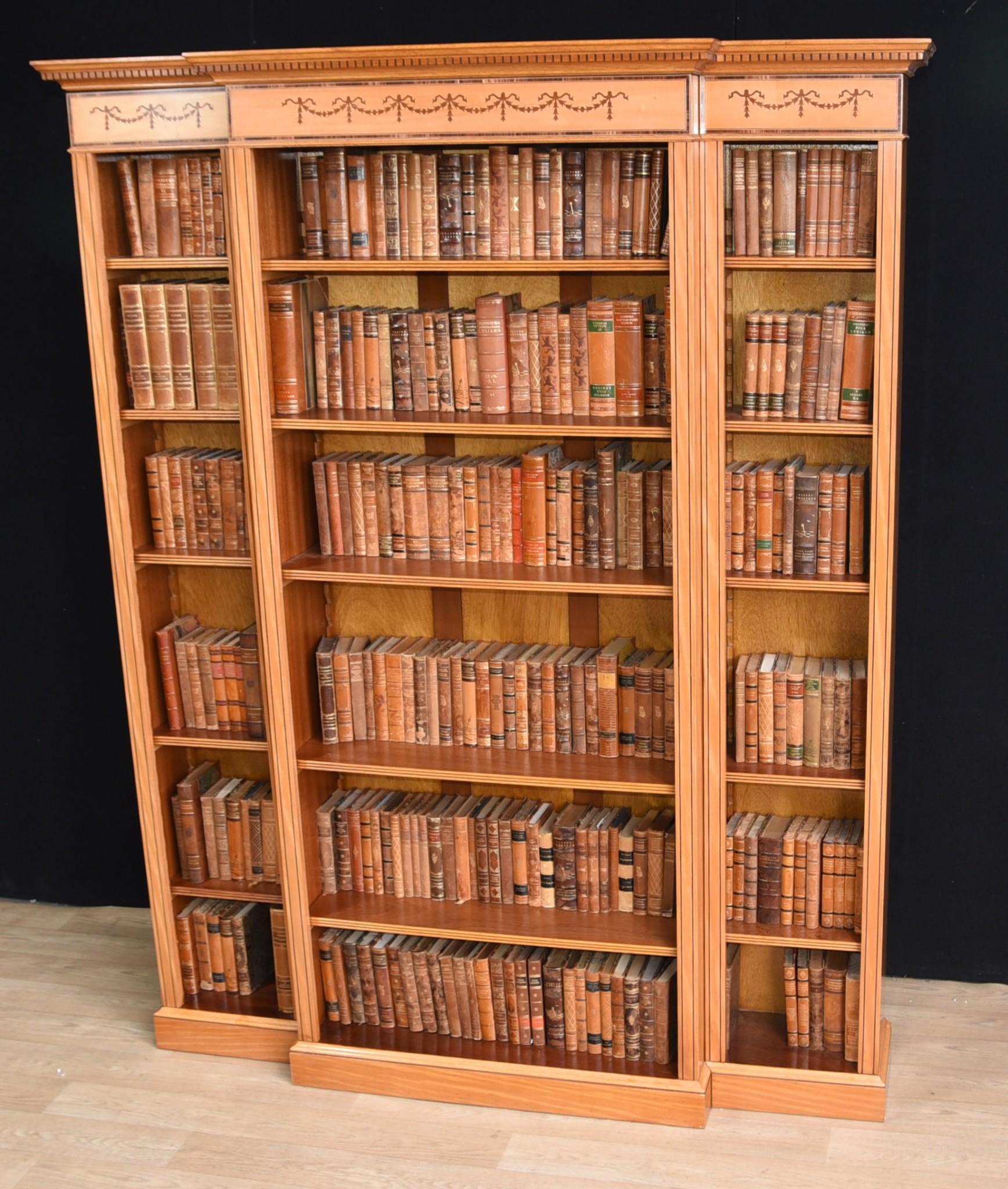 Citronnier Regency Satinwood Open Bookcase Sheraton Inlay Breakfront Bookcases en vente