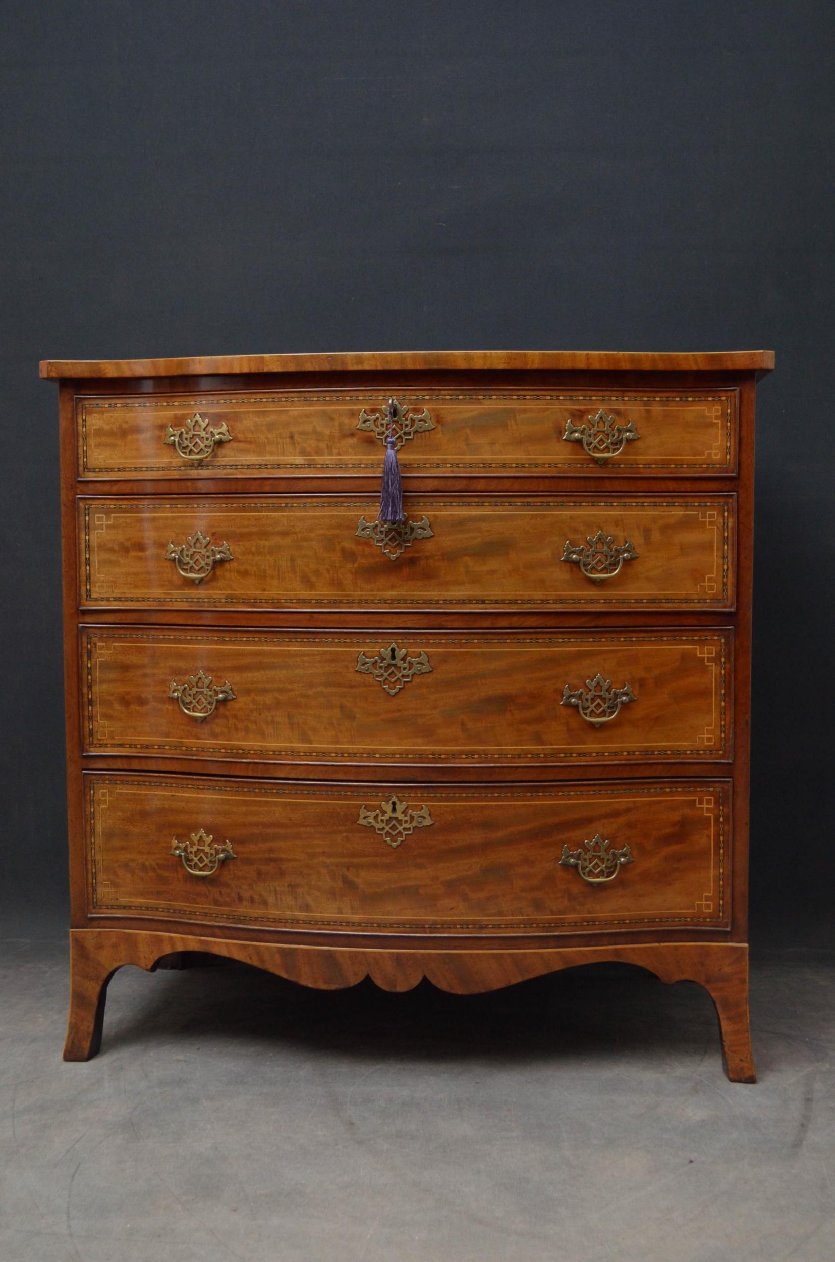Regency Serpentine Mahogany Chest of Drawers For Sale 6