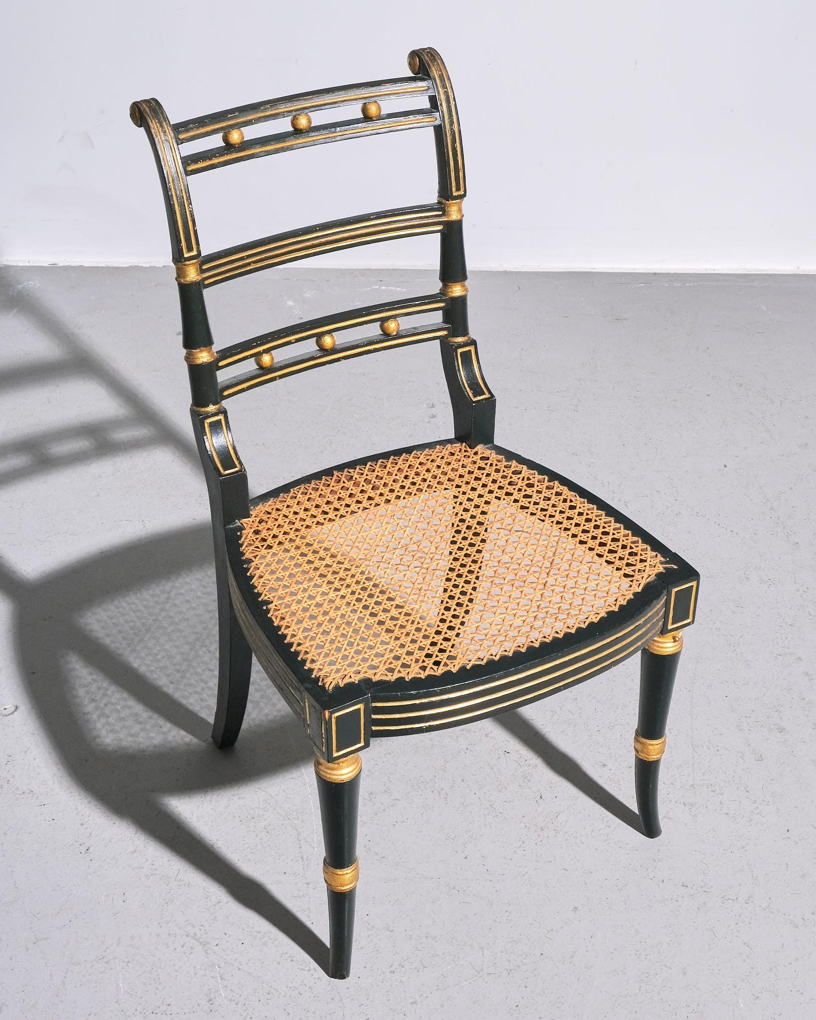 Anglais Chaise d'appoint Regency avec assise en rotin en vente
