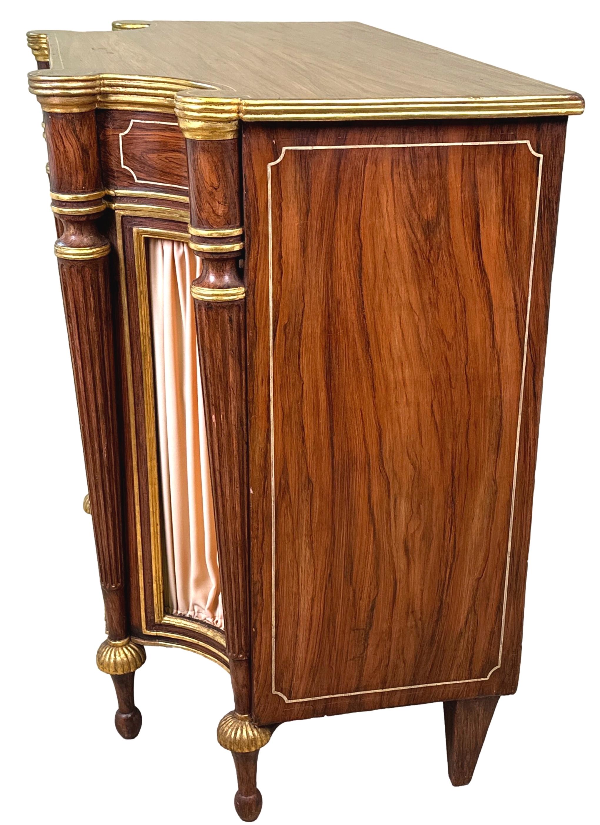 Mobile laterale in palissandro simulato Regency in vendita 4