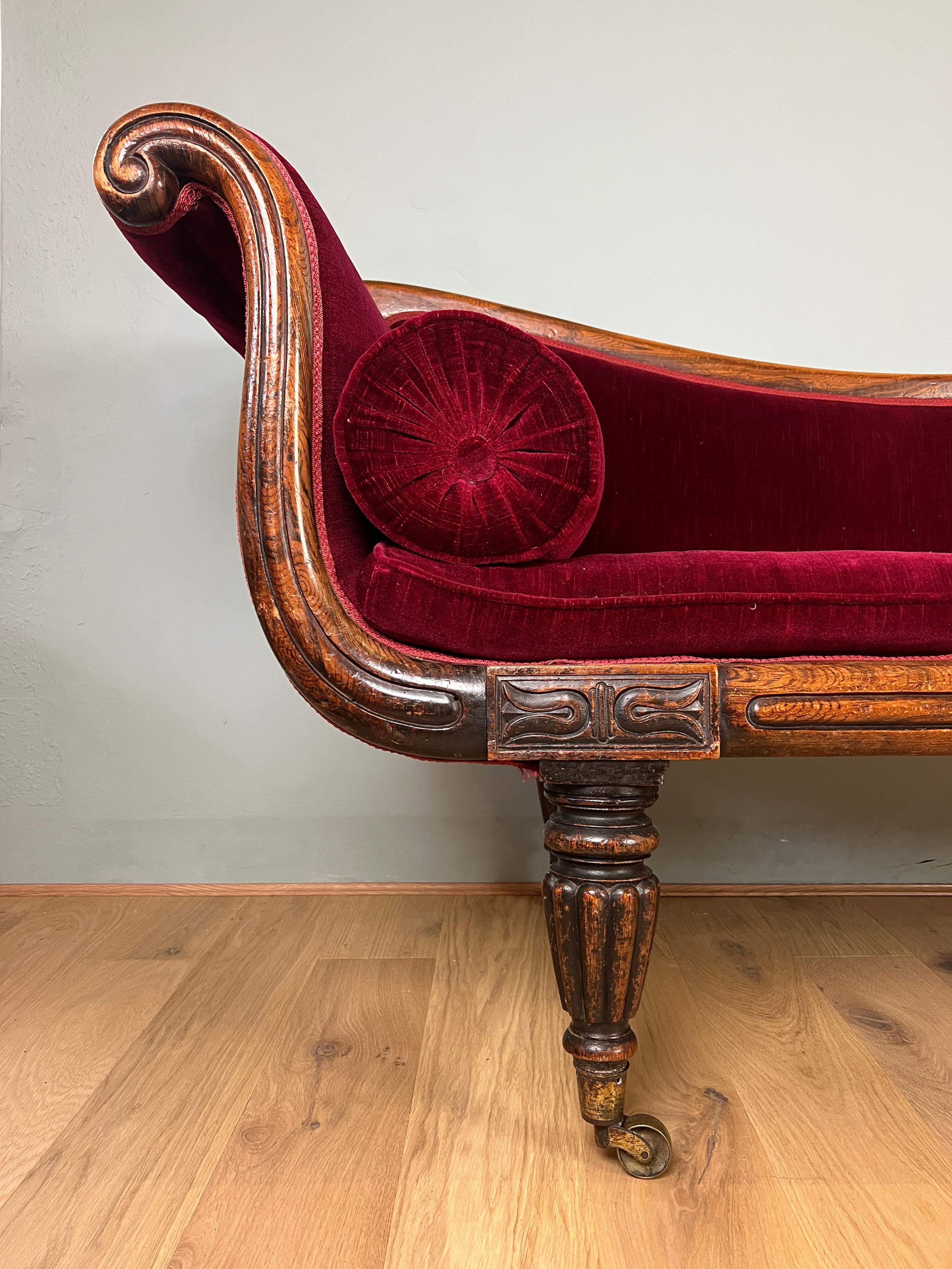 Neoclassical Regency Simulated Rosewood Chaise-Longue