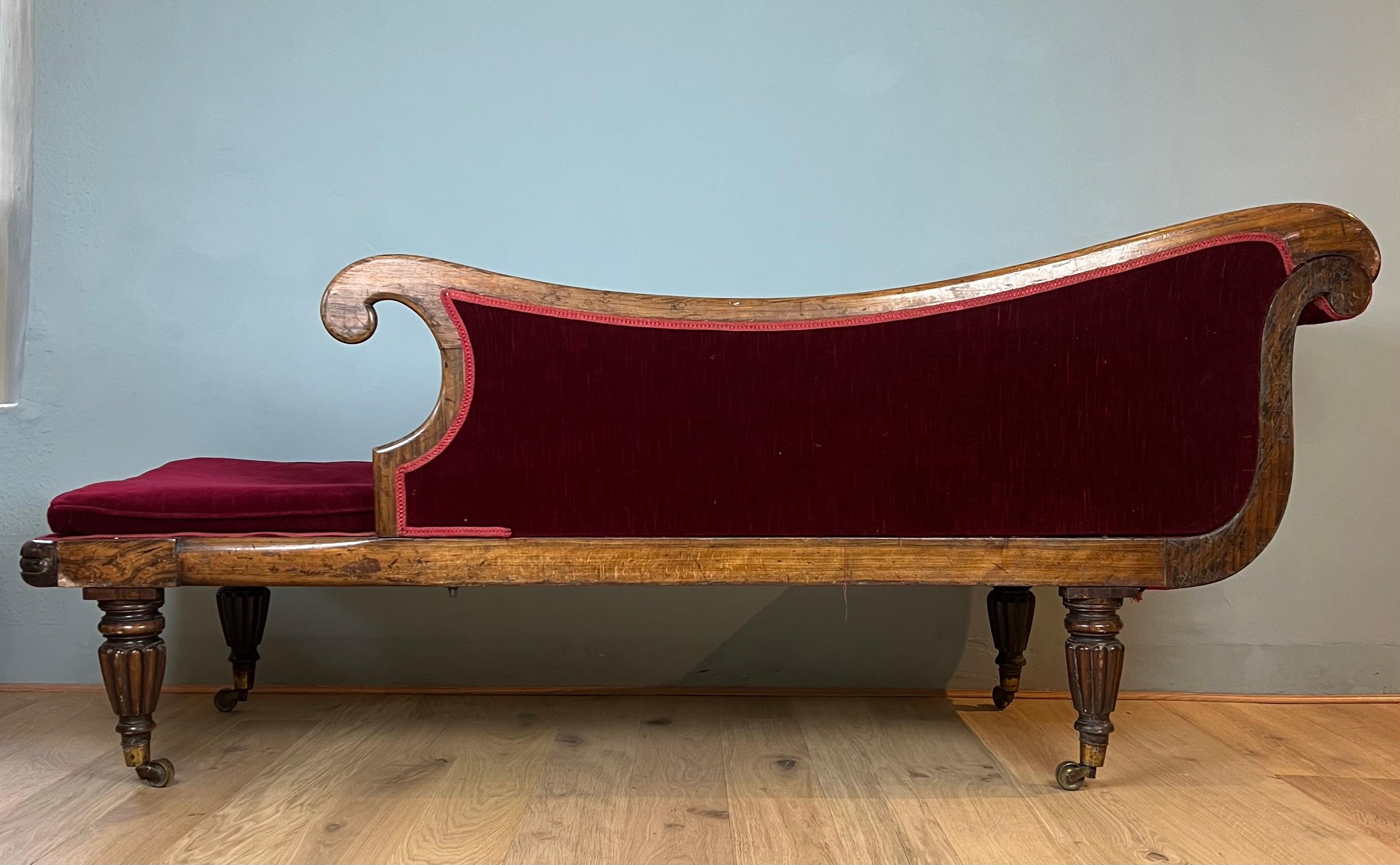 19th Century Regency Simulated Rosewood Chaise-Longue