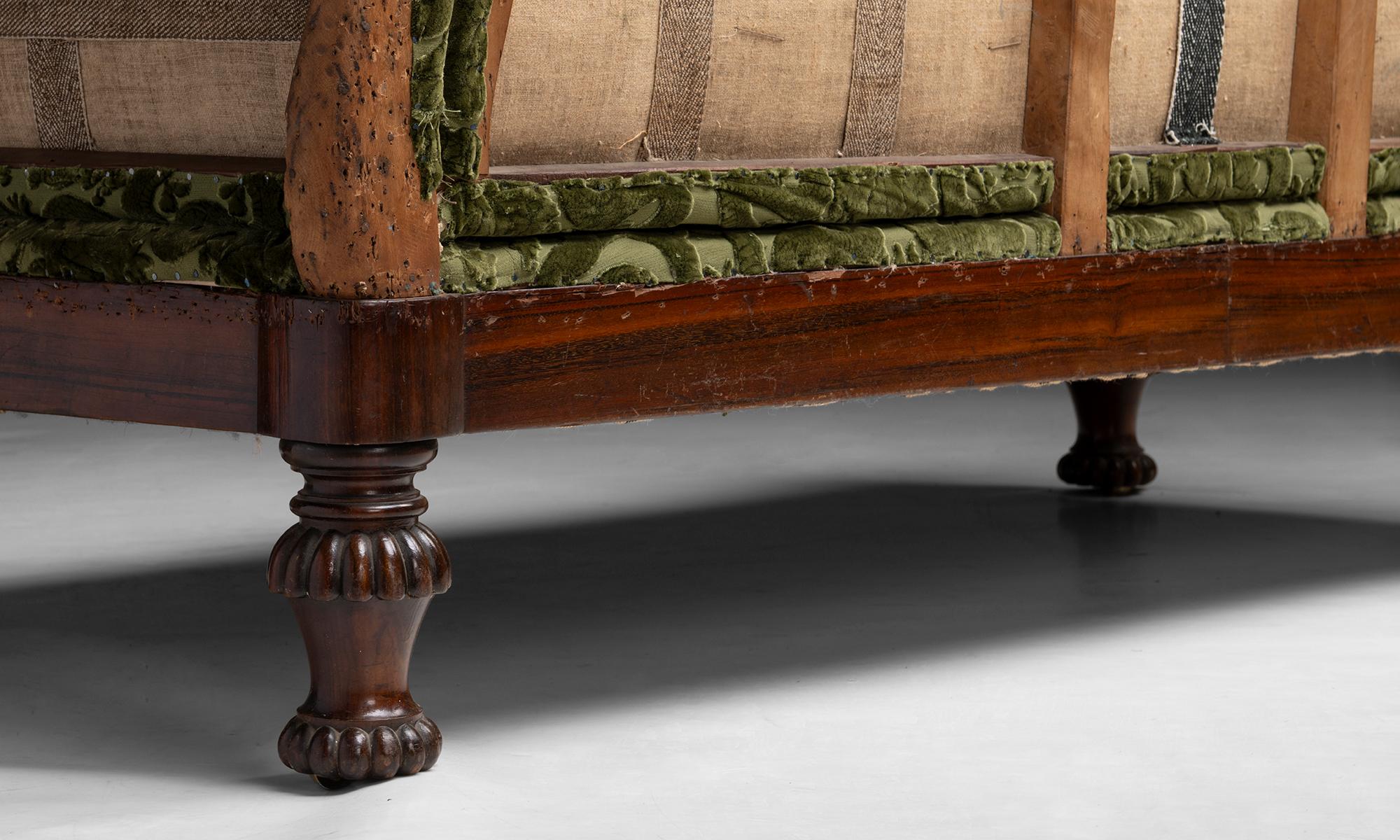 Regency Sofa in House of Hackney Velvet, England circa 1880 For Sale 2