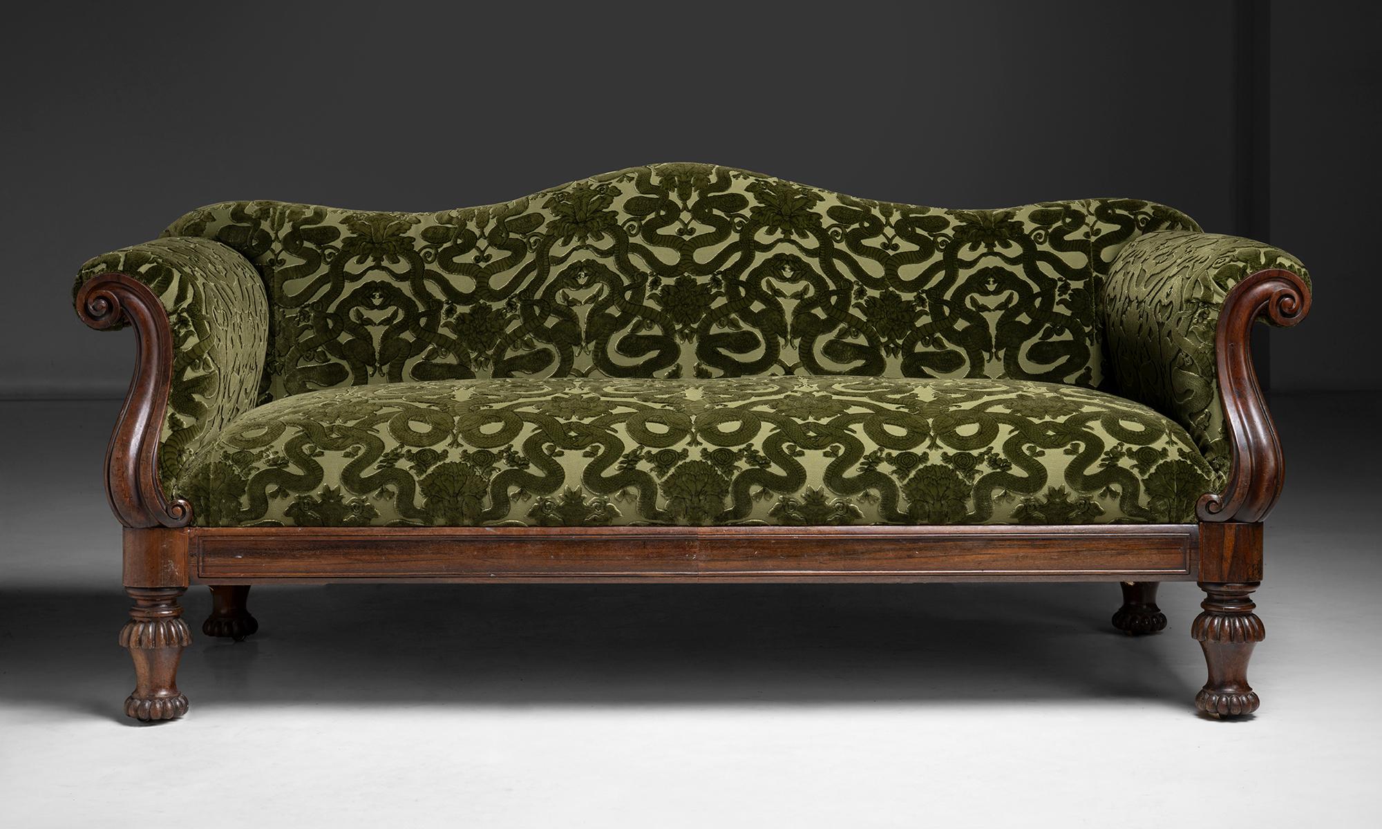 Regency Sofa in House of Hackney Velvet, England circa 1880 For Sale 3
