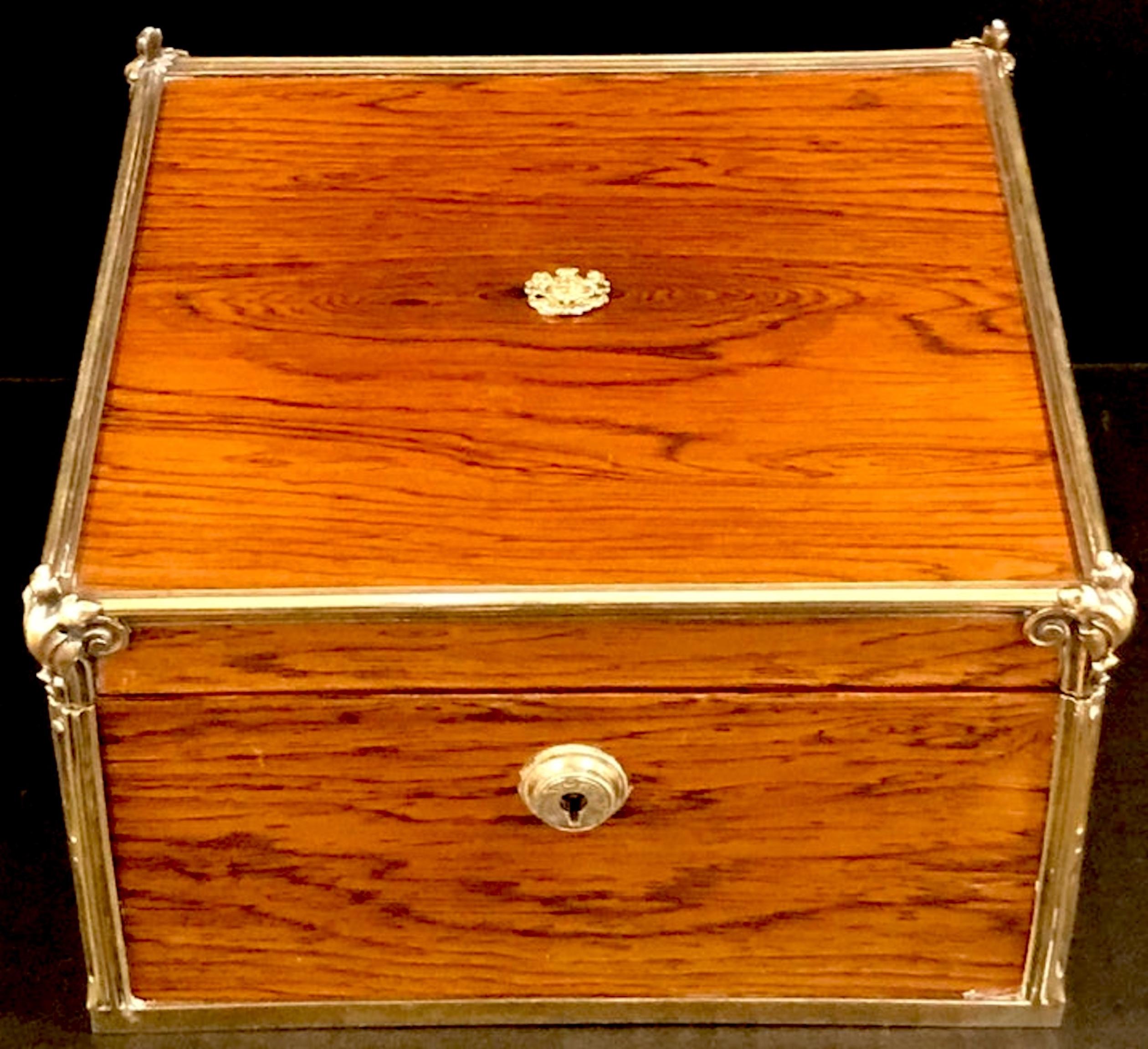 Caja de Amboyna de la Regencia Paul Storr, Londres, 1813, Escudo de Armas Real en venta 5