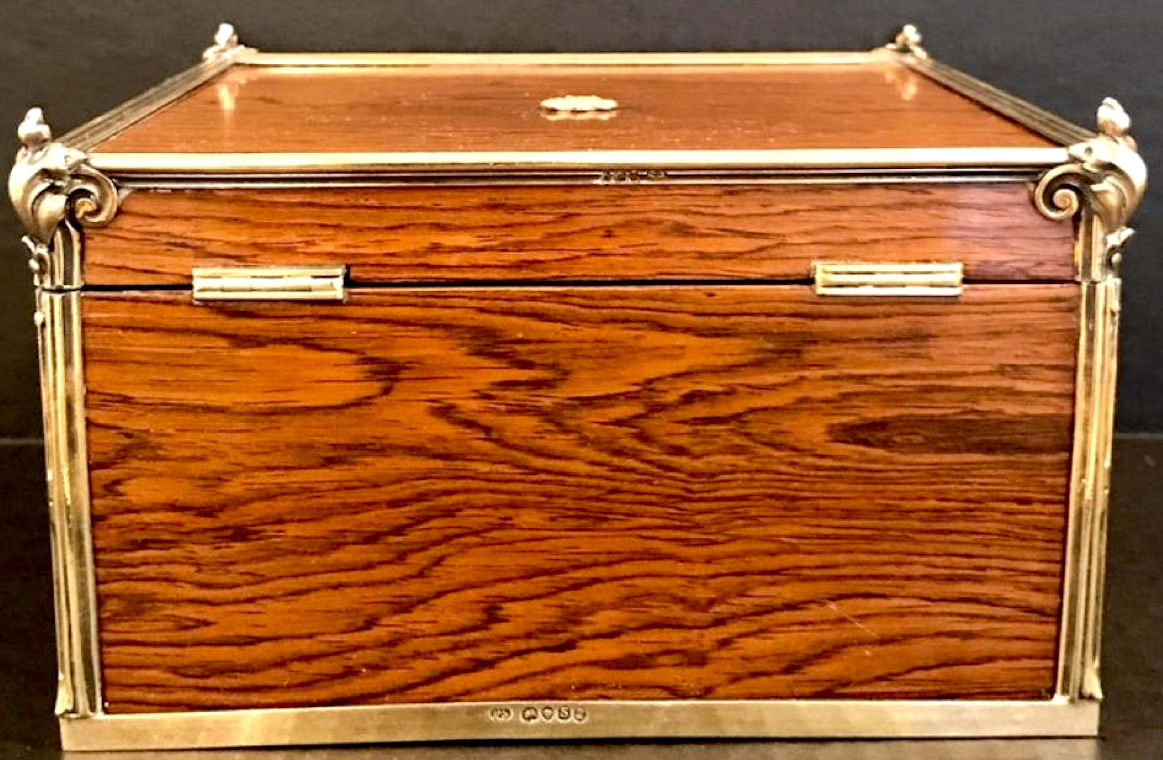 Caja de Amboyna de la Regencia Paul Storr, Londres, 1813, Escudo de Armas Real Plata esterlina en venta
