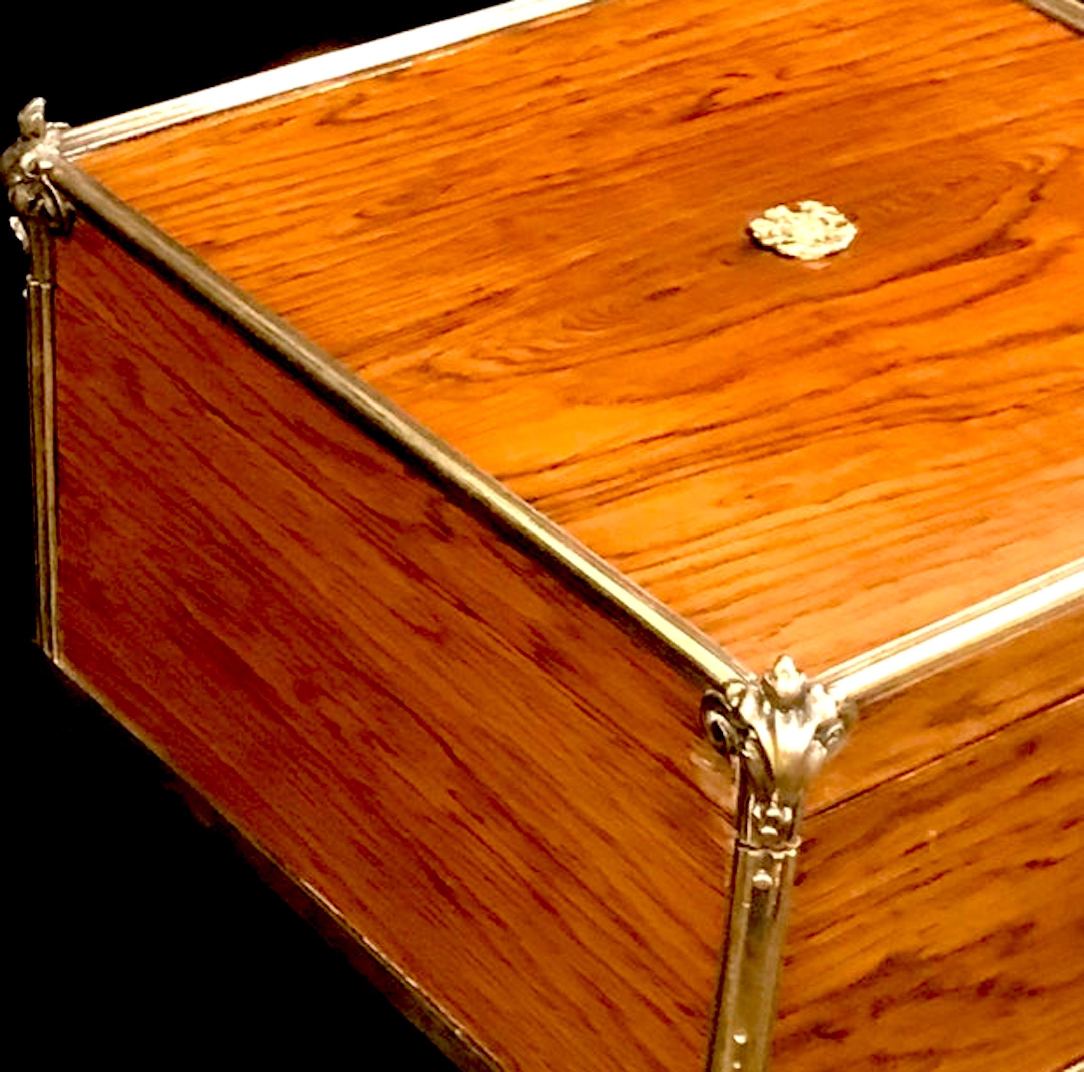 Caja de Amboyna de la Regencia Paul Storr, Londres, 1813, Escudo de Armas Real en venta 1