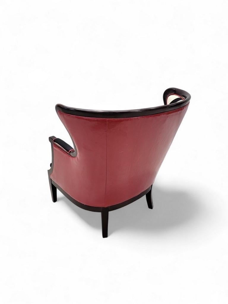Sedia Wingback in stile Regency di Baker Furniture, appena imbottita su misura In condizioni buone in vendita a Chicago, IL