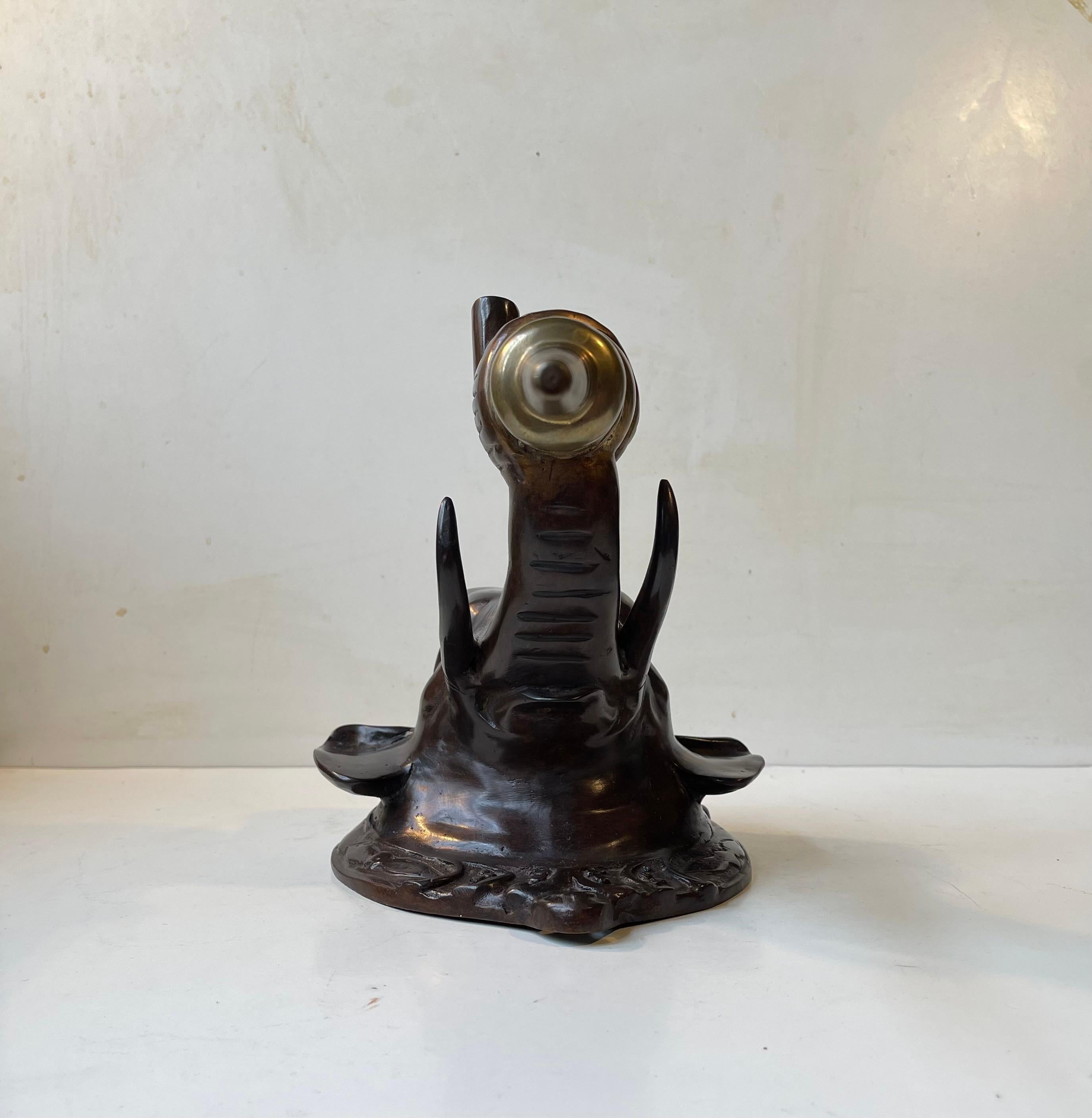 Sconcese portacandele Elefante in bronzo in stile Regency in vendita 5