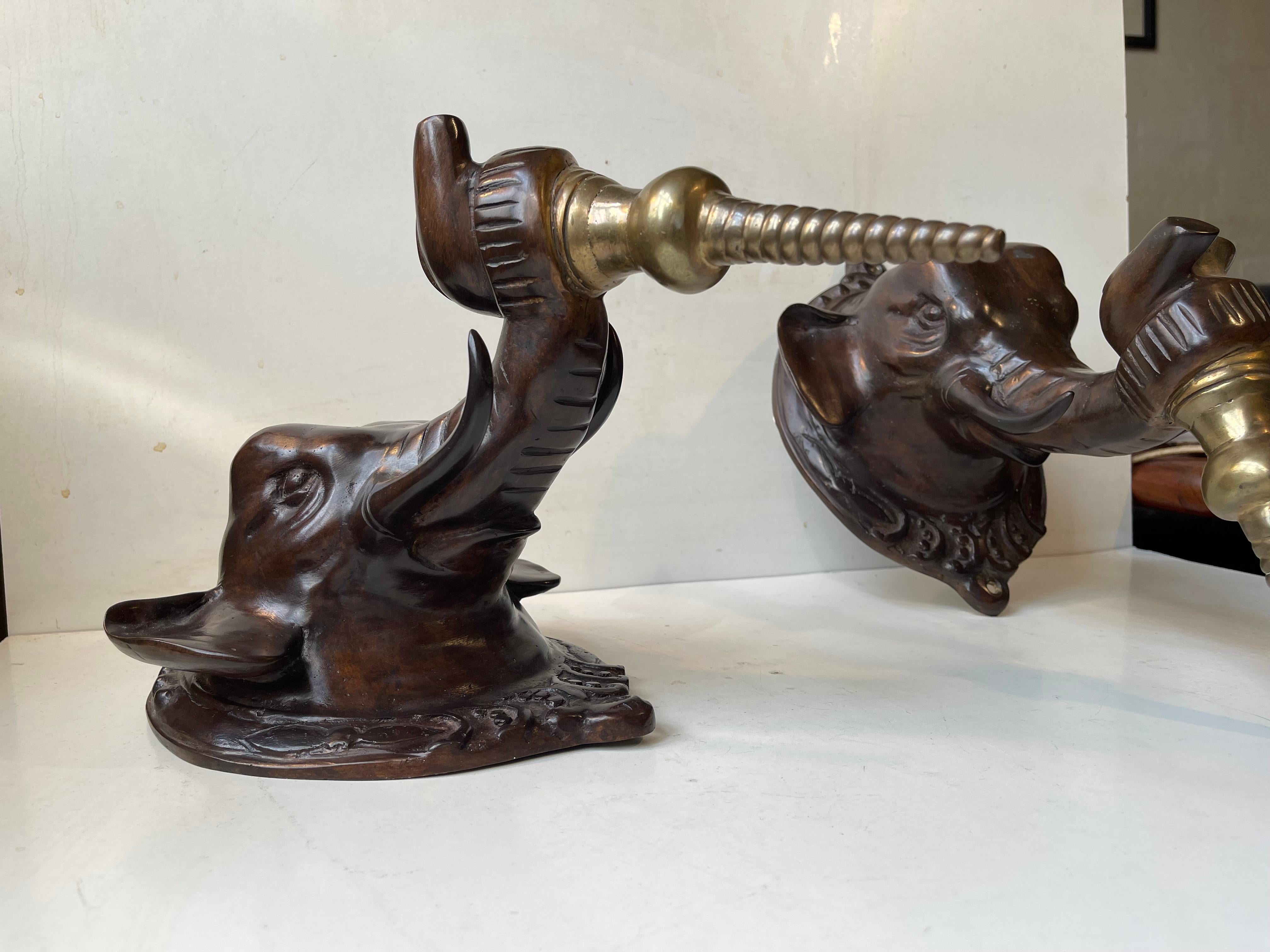 Sconcese portacandele Elefante in bronzo in stile Regency in vendita 2