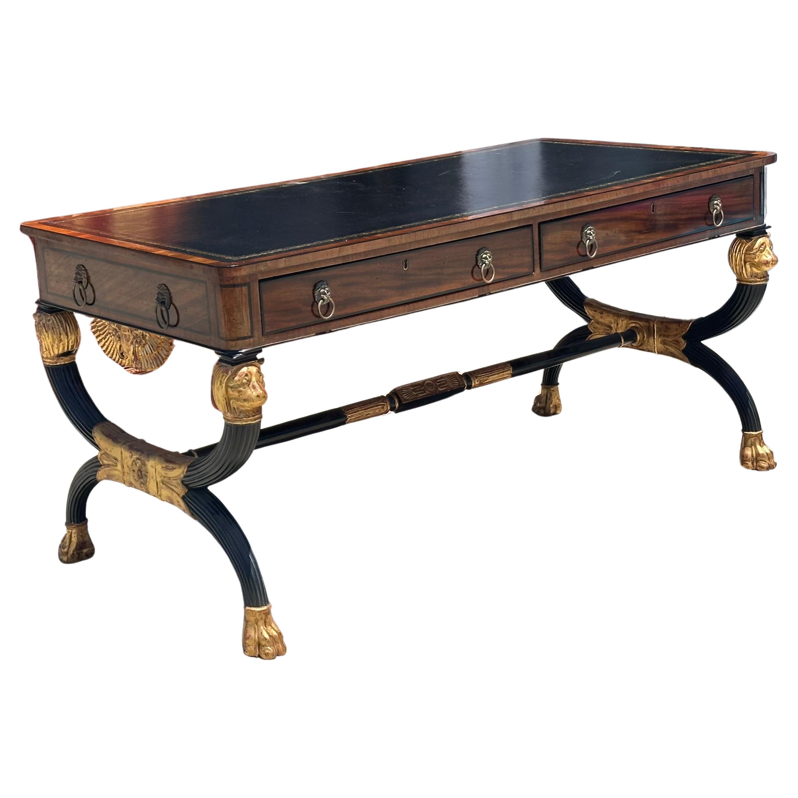 Table d'écriture de style Régence Burton-Ching en acajou et bois doré d'ébène