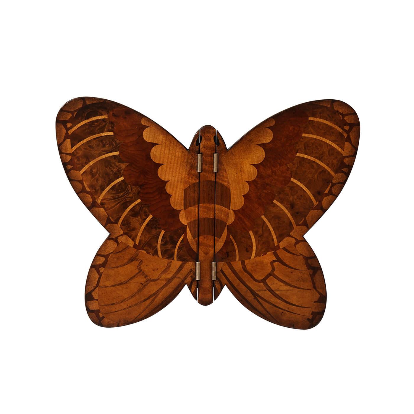 Regency Table papillon de style Régence en vente
