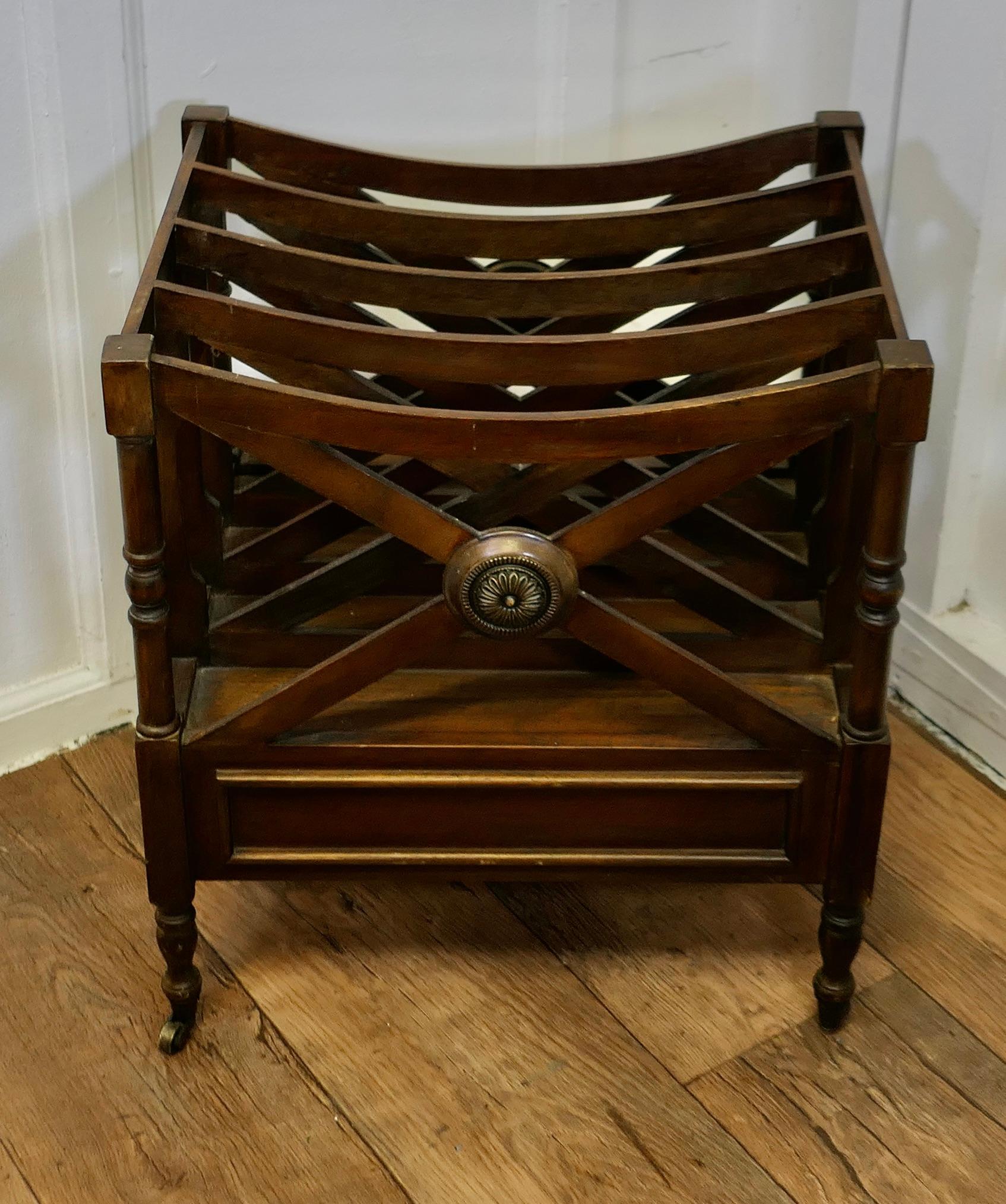 Regency Style Canterbury Magazine Stand  This is a pretty little piece  In Good Condition For Sale In Chillerton, Isle of Wight