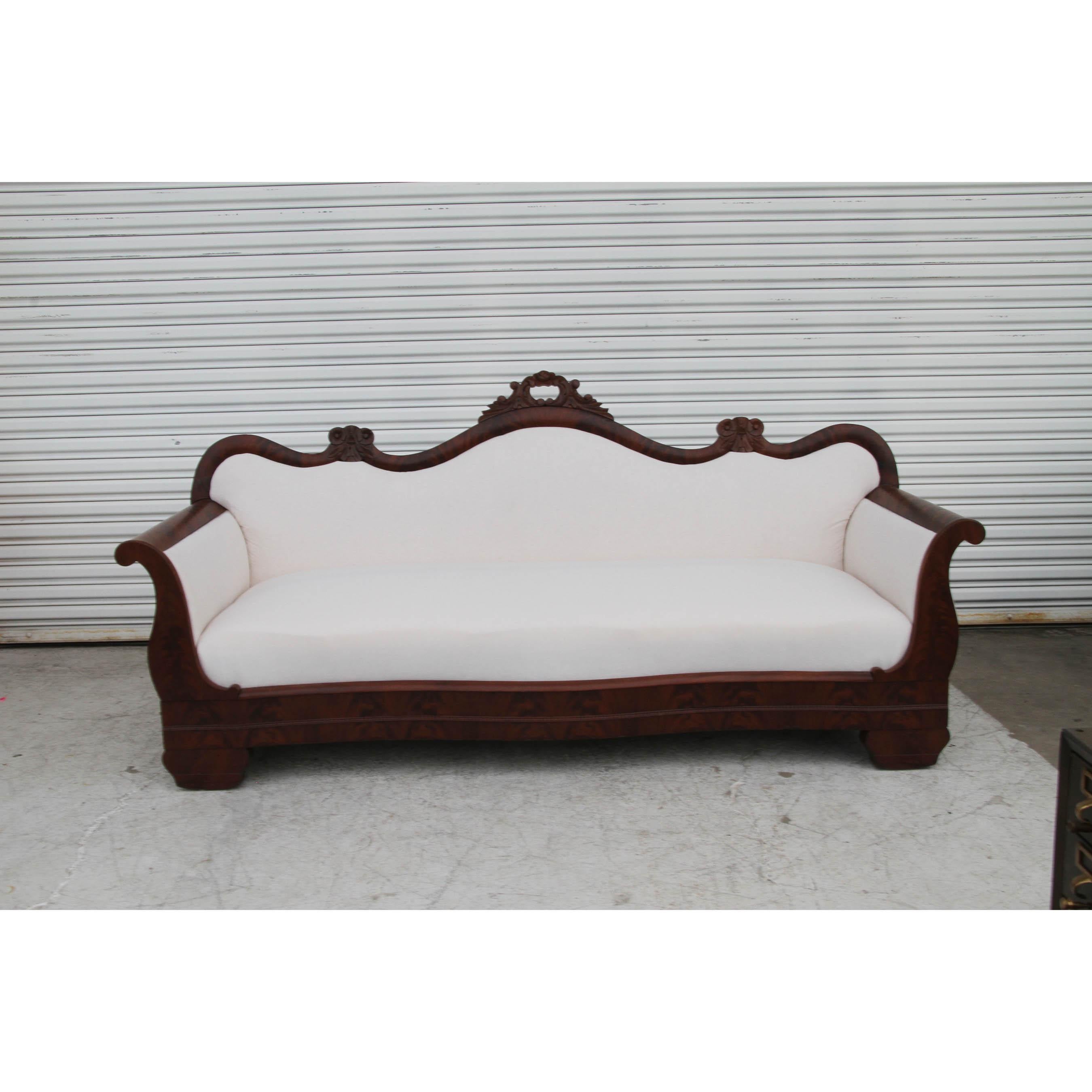 Antique Regency sofa in Mahogany

19th century antique sofa with Intricately carved details. Scrolled arms. Mahogany frame.
Reupholstery recommended.






