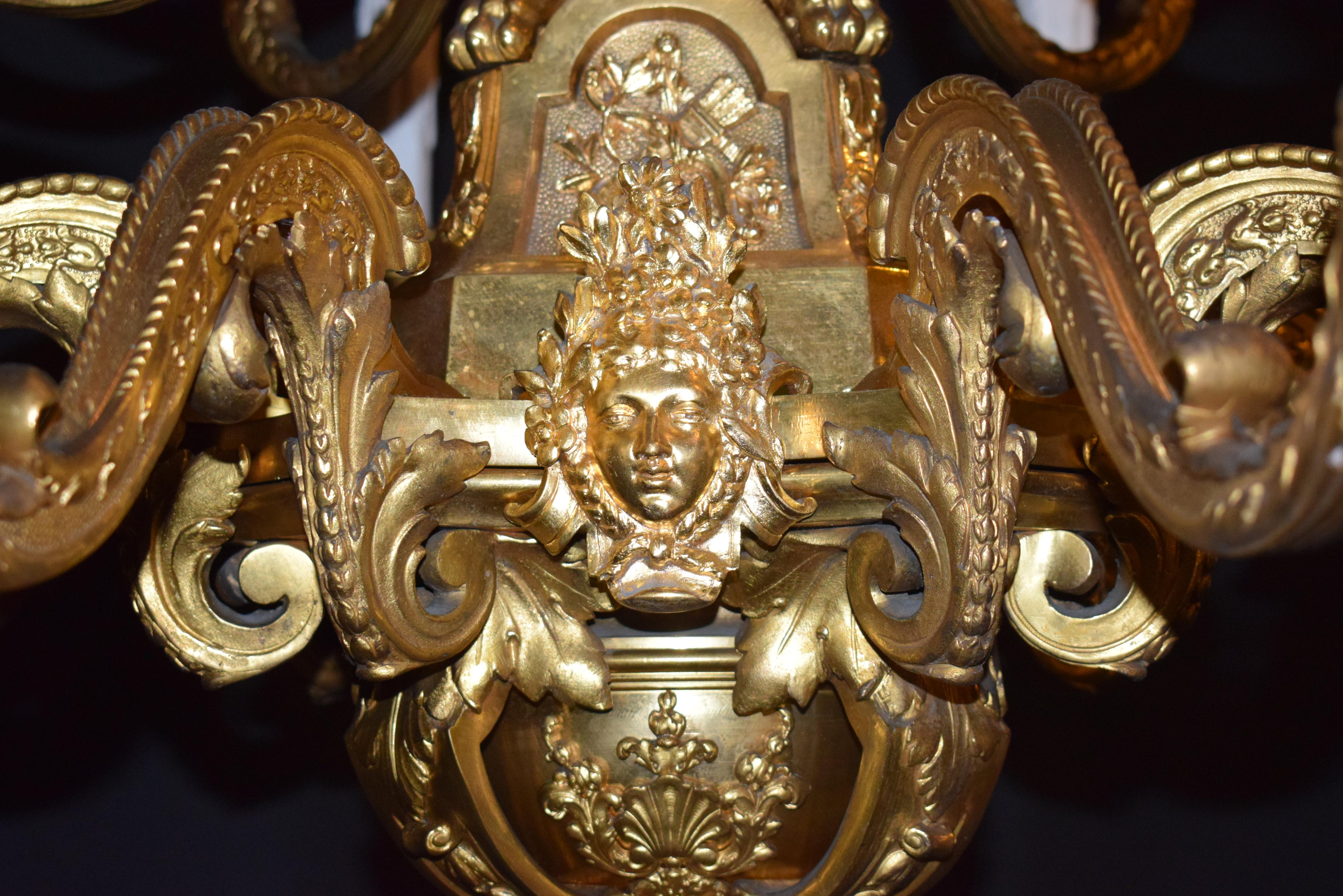 Superb Regency Style Gilt Bronze Chandelier For Sale 1