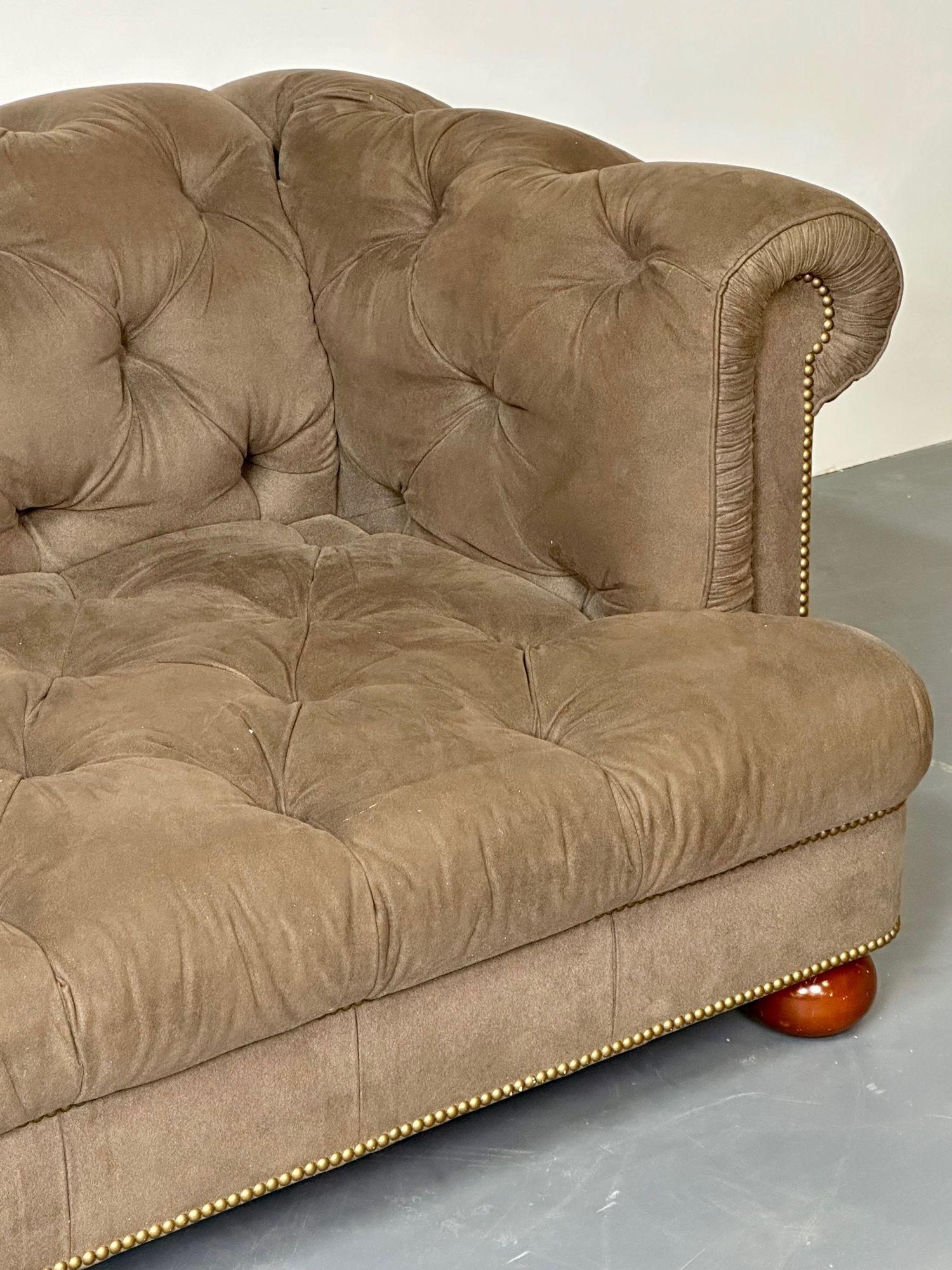 Textile Regency Style Chesterfield Tufted Sofa, Bun Legs, Pleated Fabric, Mahogany
