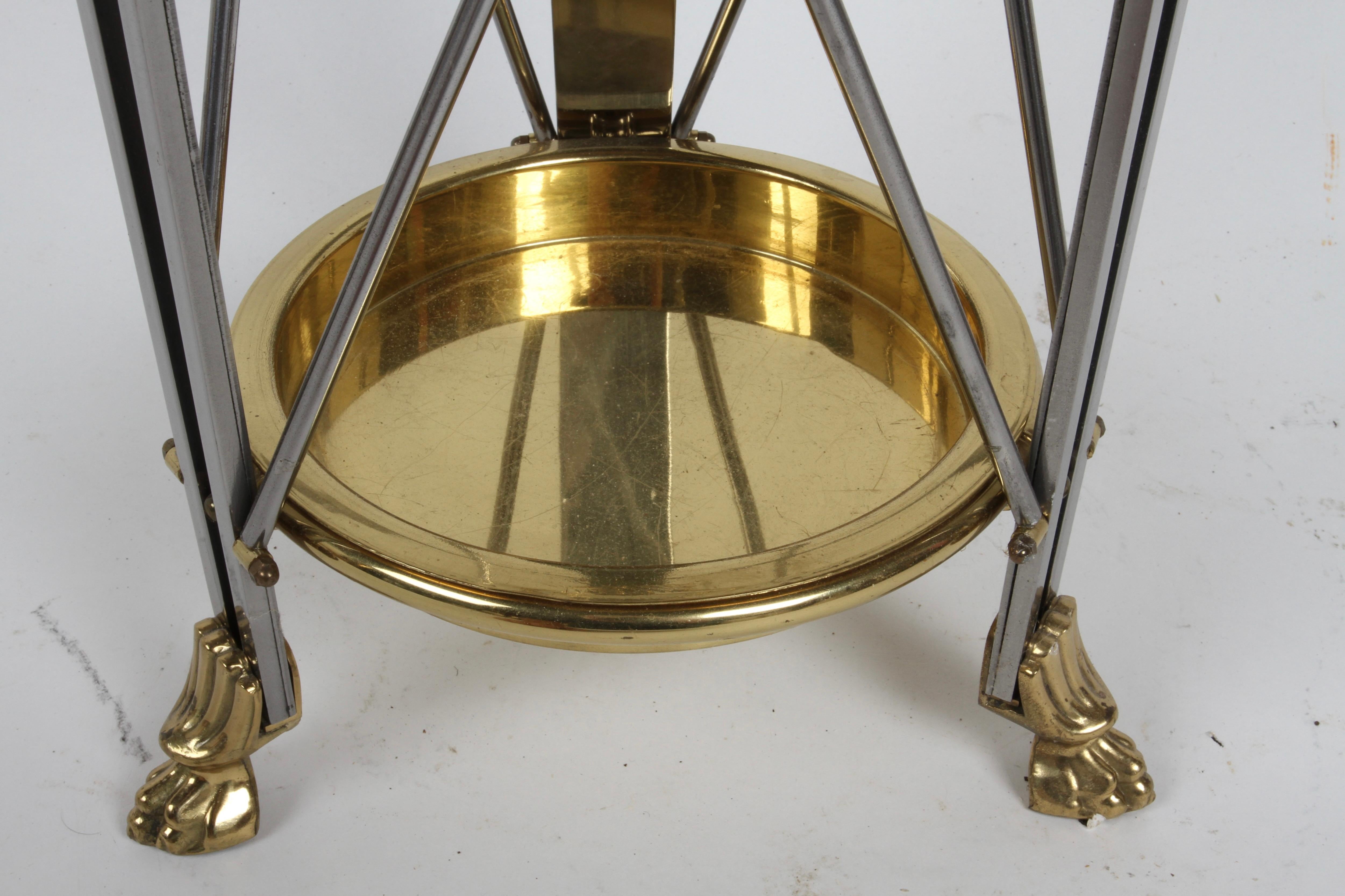 Regency Style Classic Form Umbrella Stand with Lion's Heads in Stainless & Brass For Sale 4