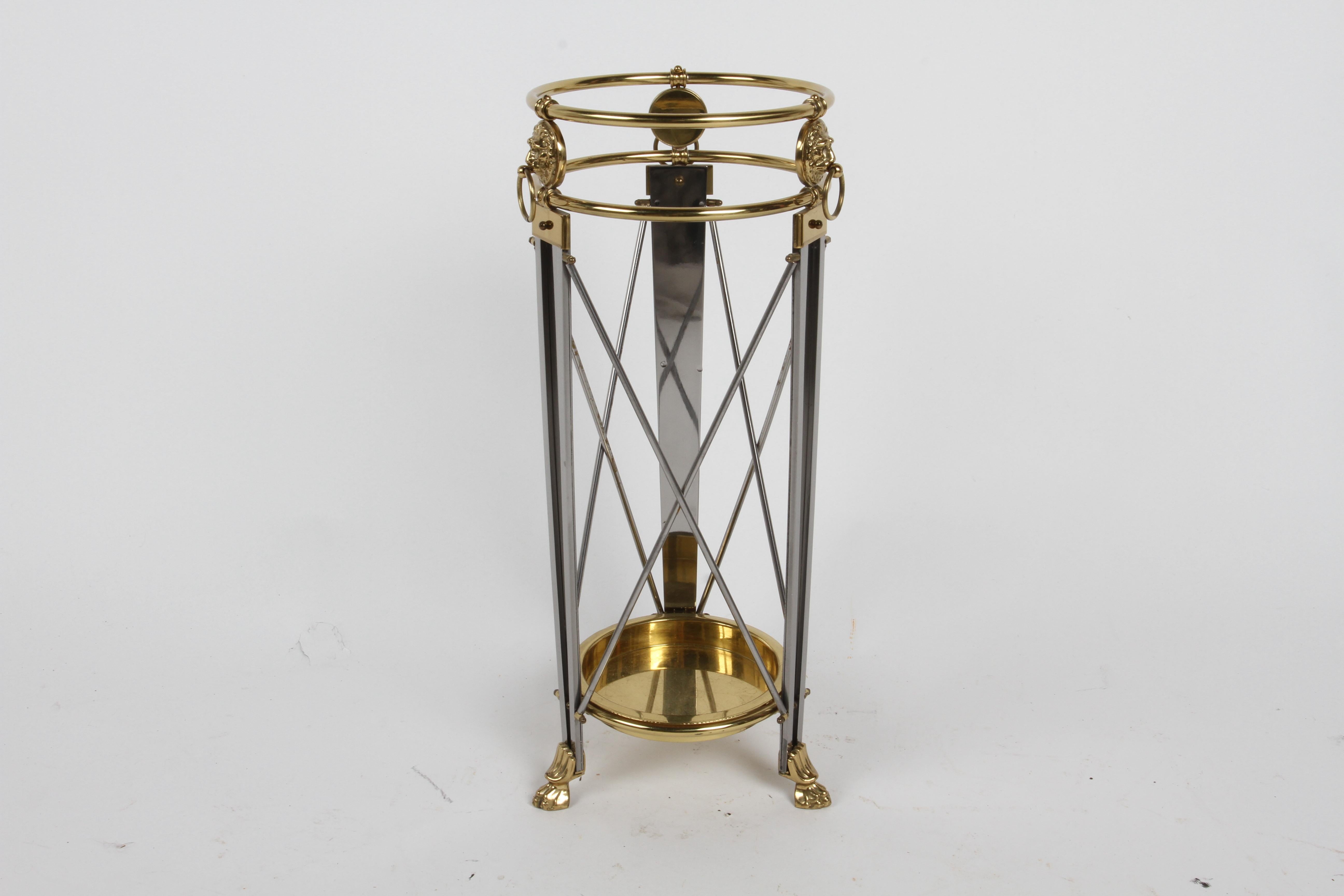 Regency Style Classic Form Umbrella Stand with Lion's Heads in Stainless & Brass In Good Condition For Sale In St. Louis, MO