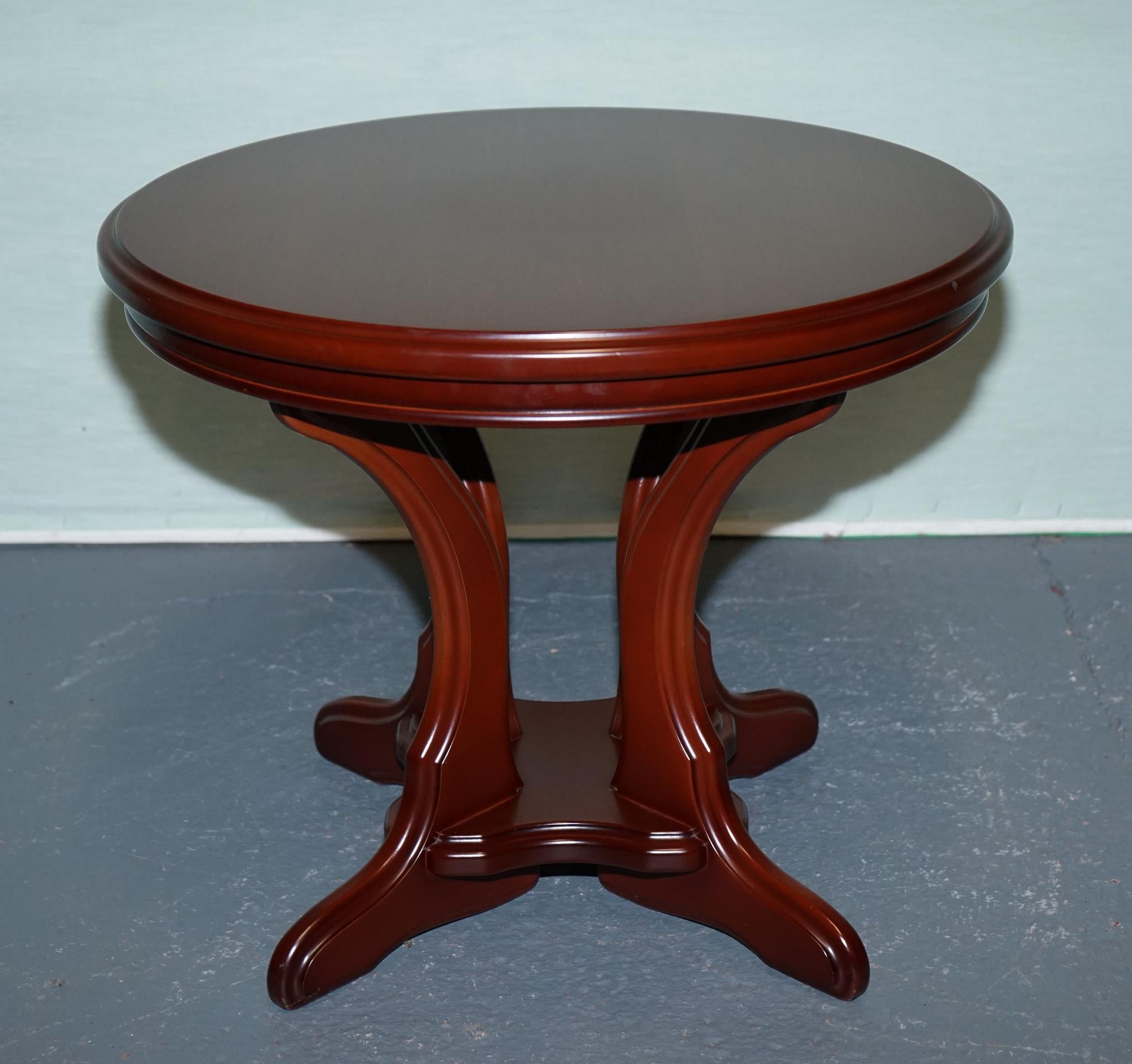 Hand-Crafted REGENCY STYLE CLASSIC ROUND SiDE TABLE PLANT TABLE For Sale