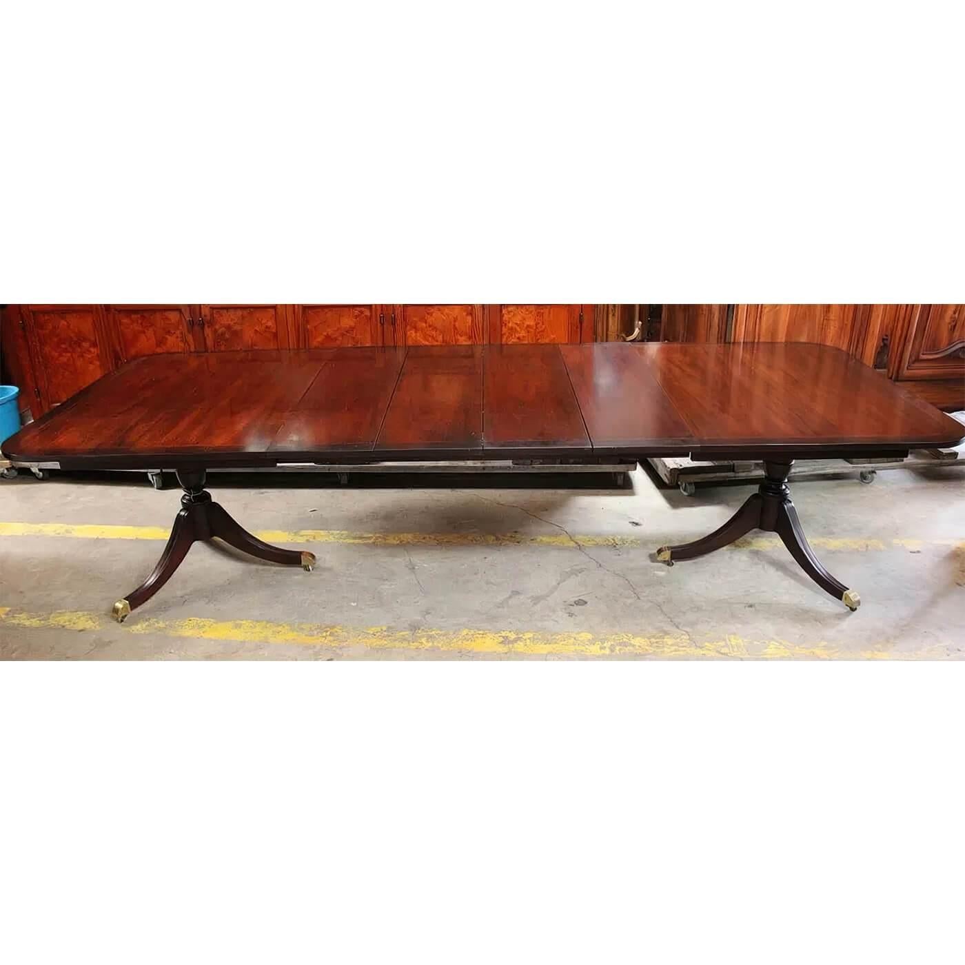 Regency Style Double Pedestal Dining Table In Fair Condition In Westwood, NJ