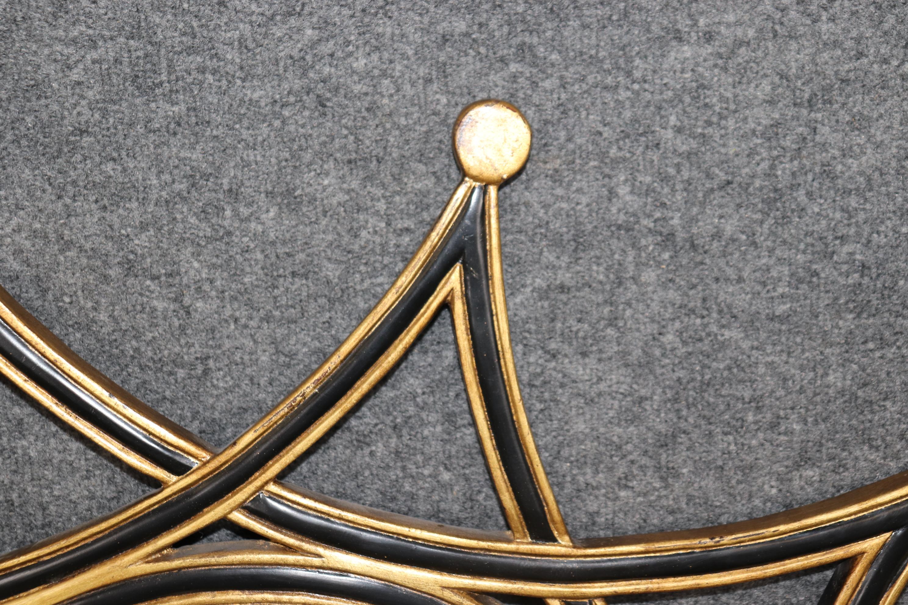 Espejo de Pared Ebonizado y Dorado Estilo Regencia Ráfaga de Sol Desconocido en venta
