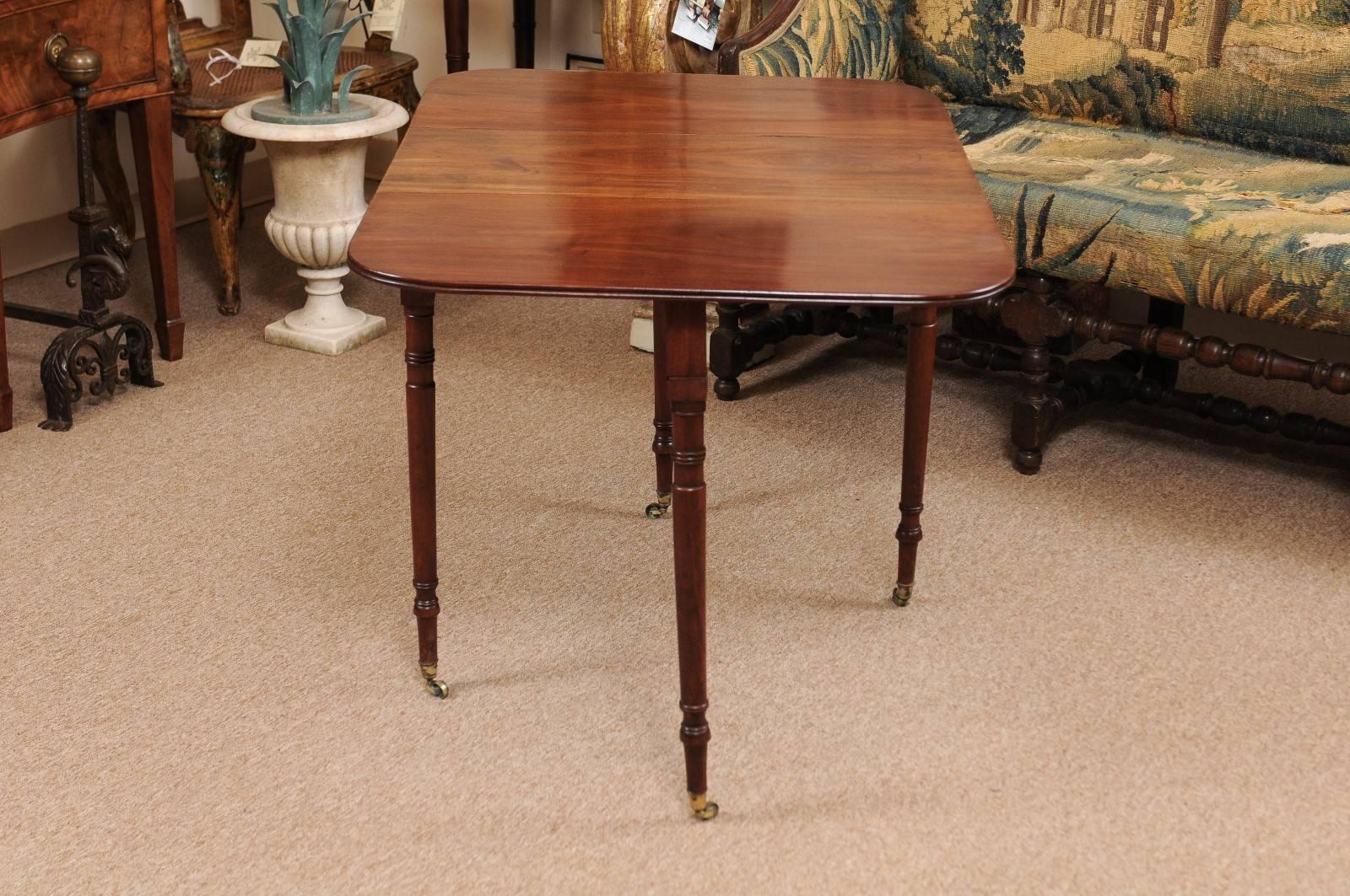 Regency Style English 19th Century Mahogany Drop-Leaf Table 2
