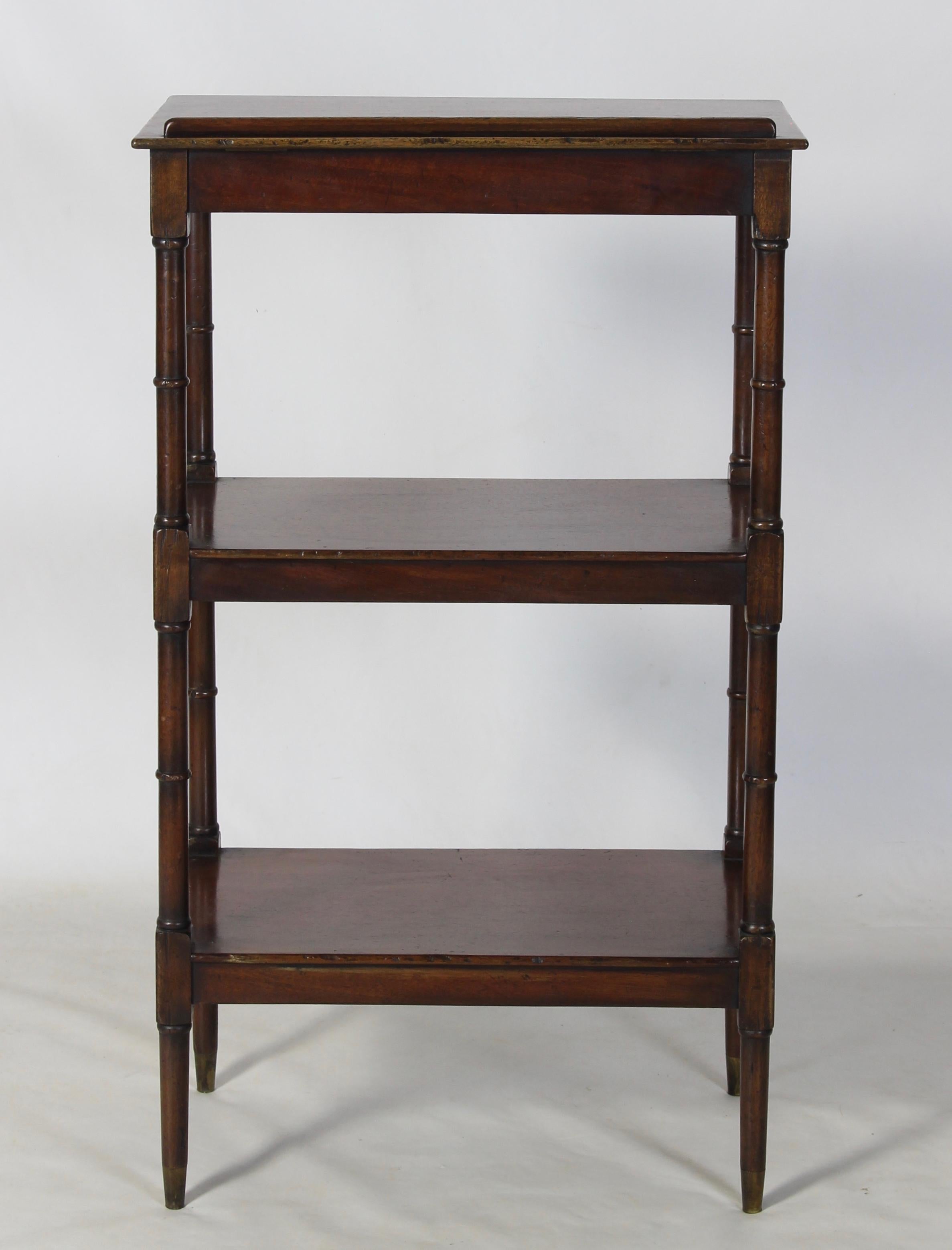 Regency Style Étagère Bookstand In Good Condition In Kilmarnock, VA