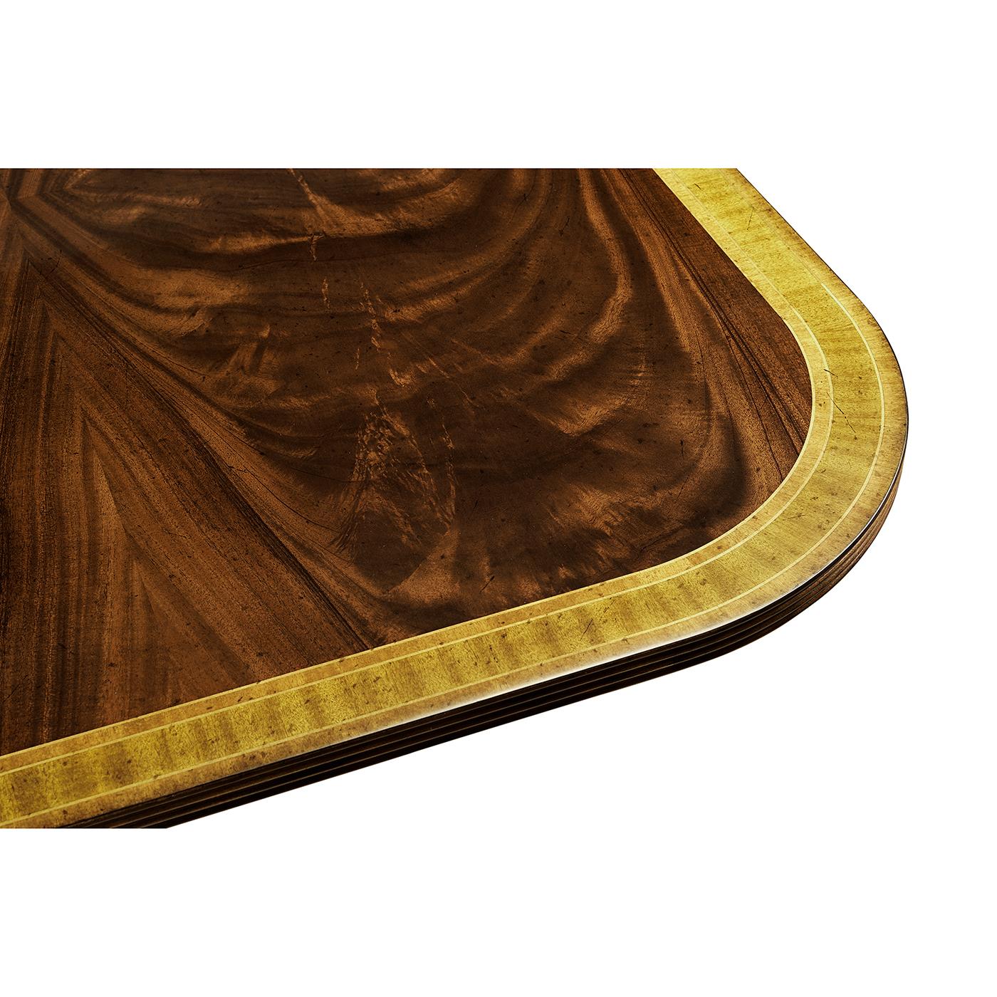 Table de salle à manger à rallonge de style Regency en vente 1