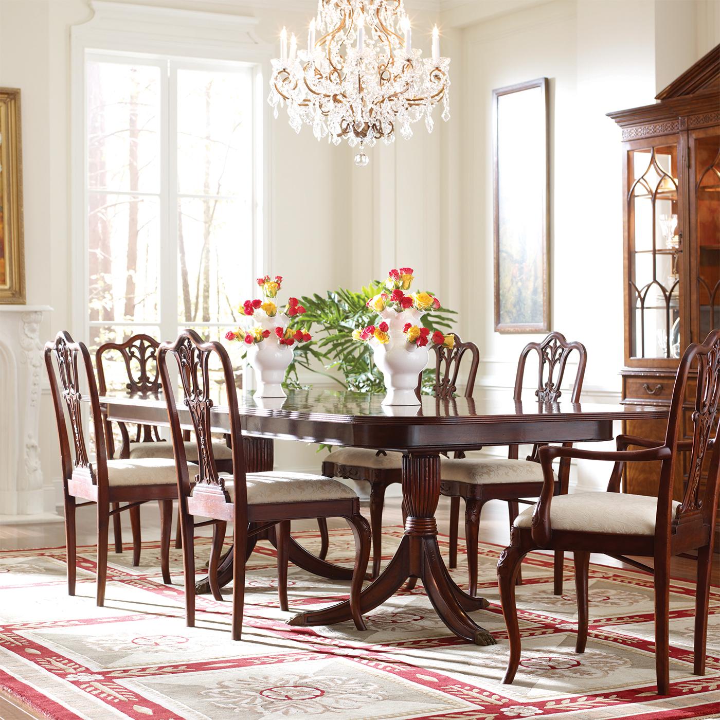 Table de salle à manger à rallonge de style Regency en vente 3