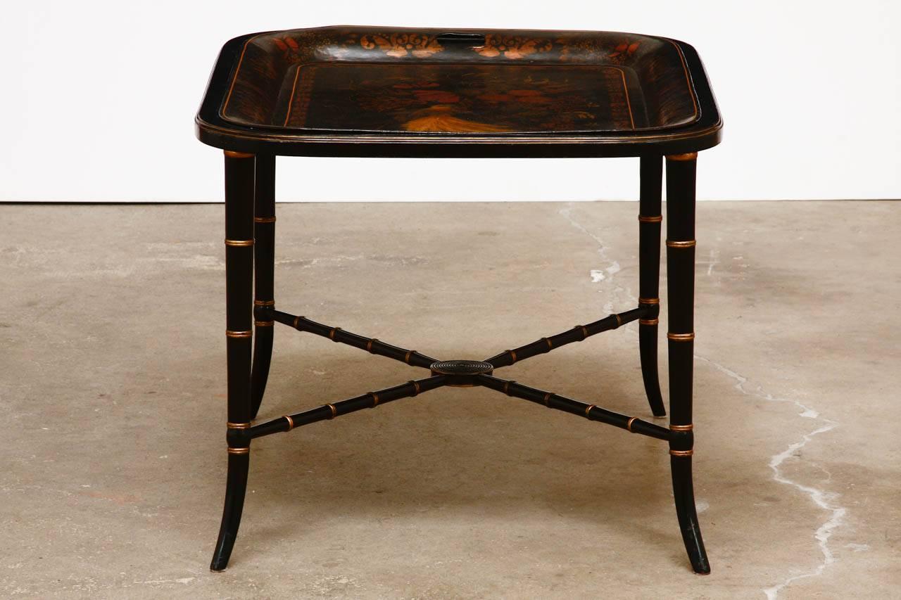 Regency Style Faux Bamboo Painted Tole Tray Table In Good Condition For Sale In Rio Vista, CA