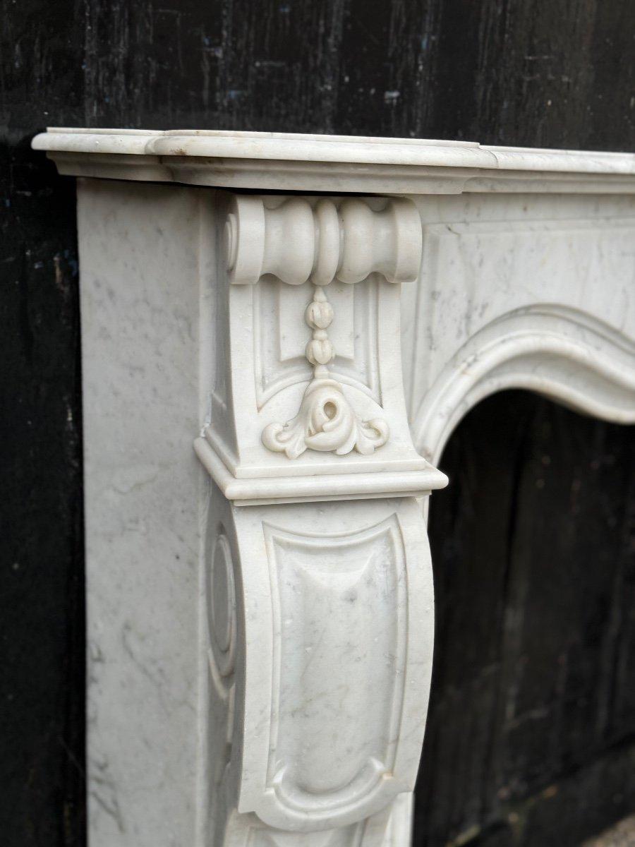 19th Century Regency Style Fireplace In White Carrara Marble, Circa 1880 For Sale