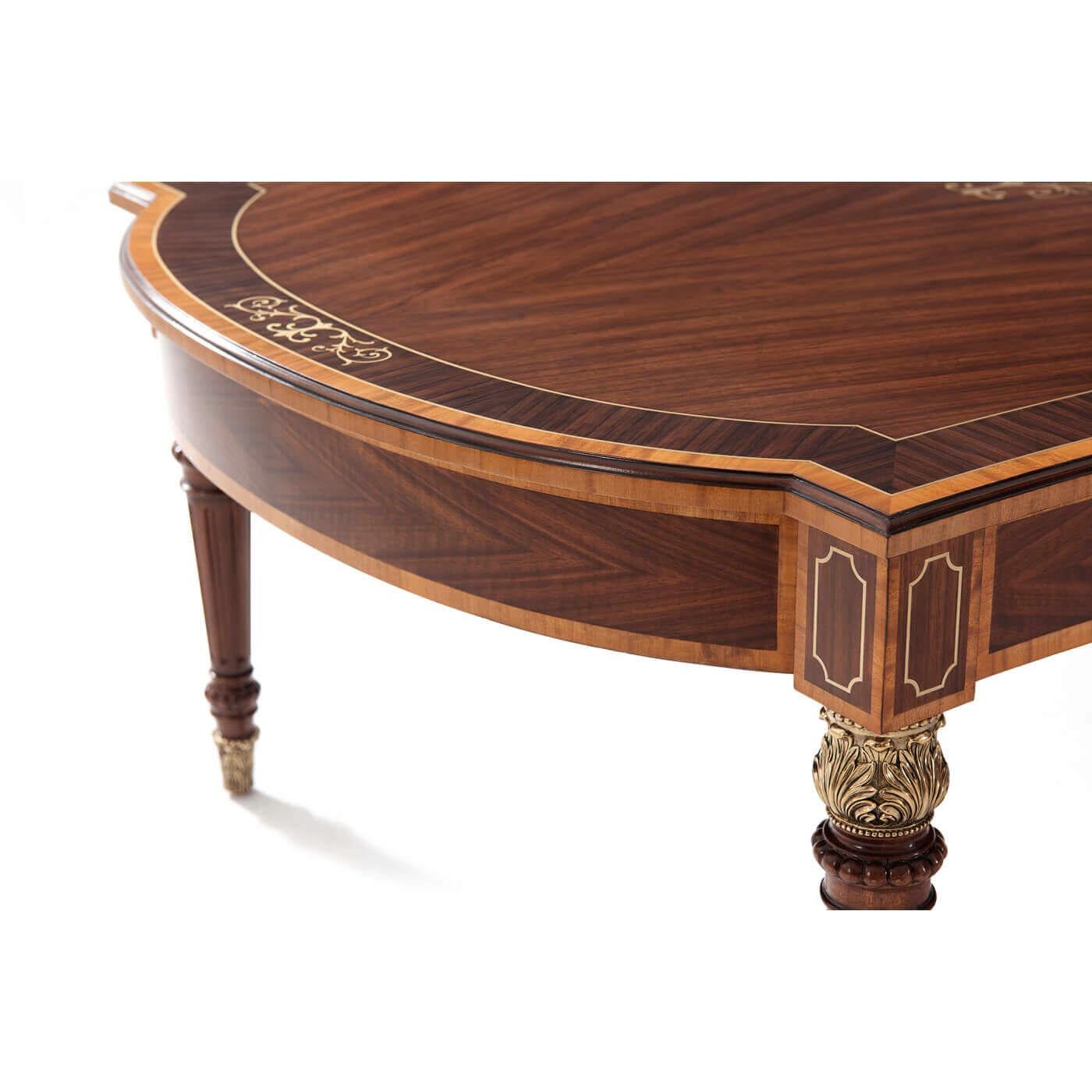 XXIe siècle et contemporain Table basse marquetée de style Régence en vente